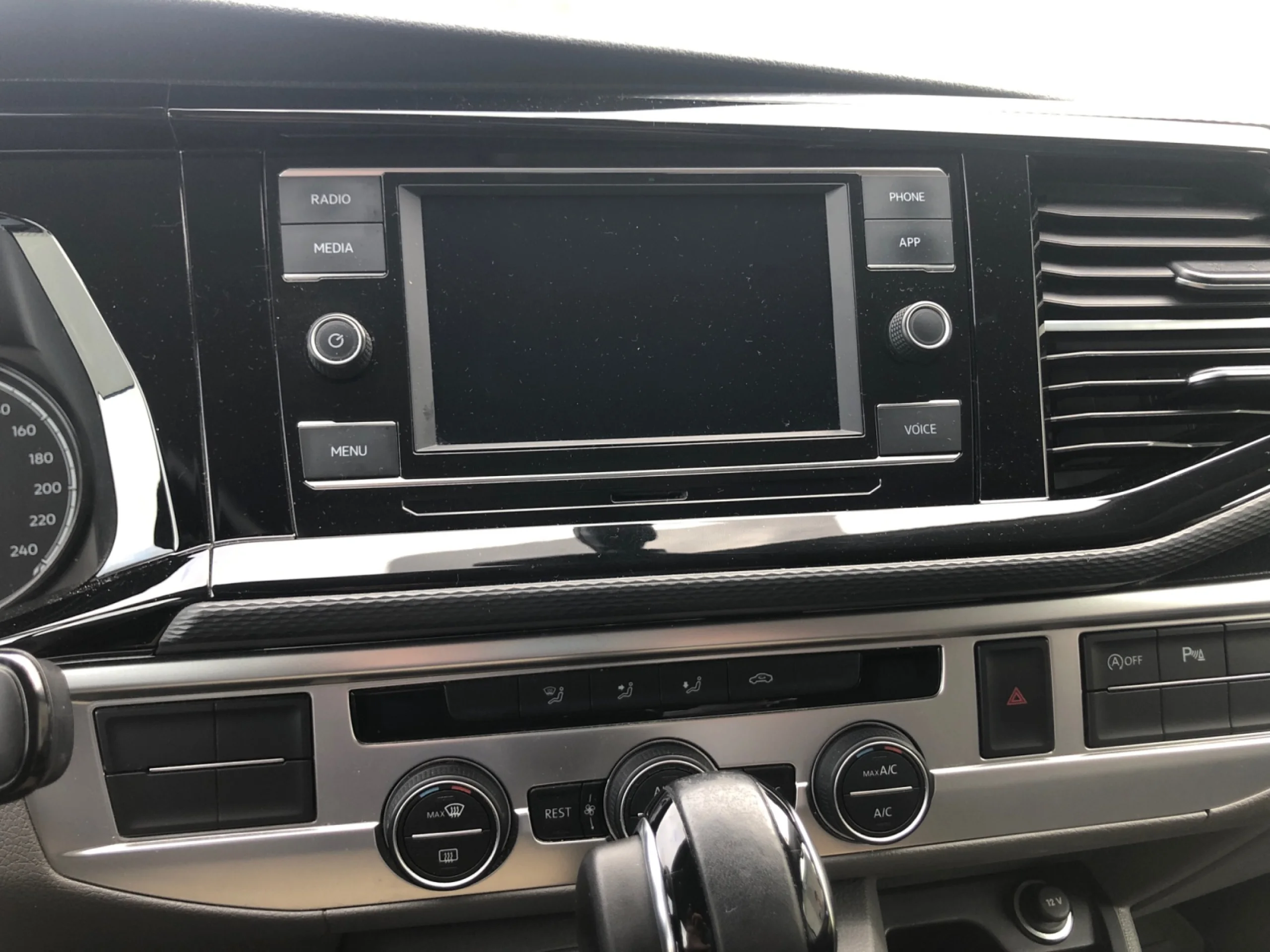 VOLKSWAGEN CARAVELLE PREMIUM CORTA 2.0 TDI 110KW BMT DSG - Foto 13