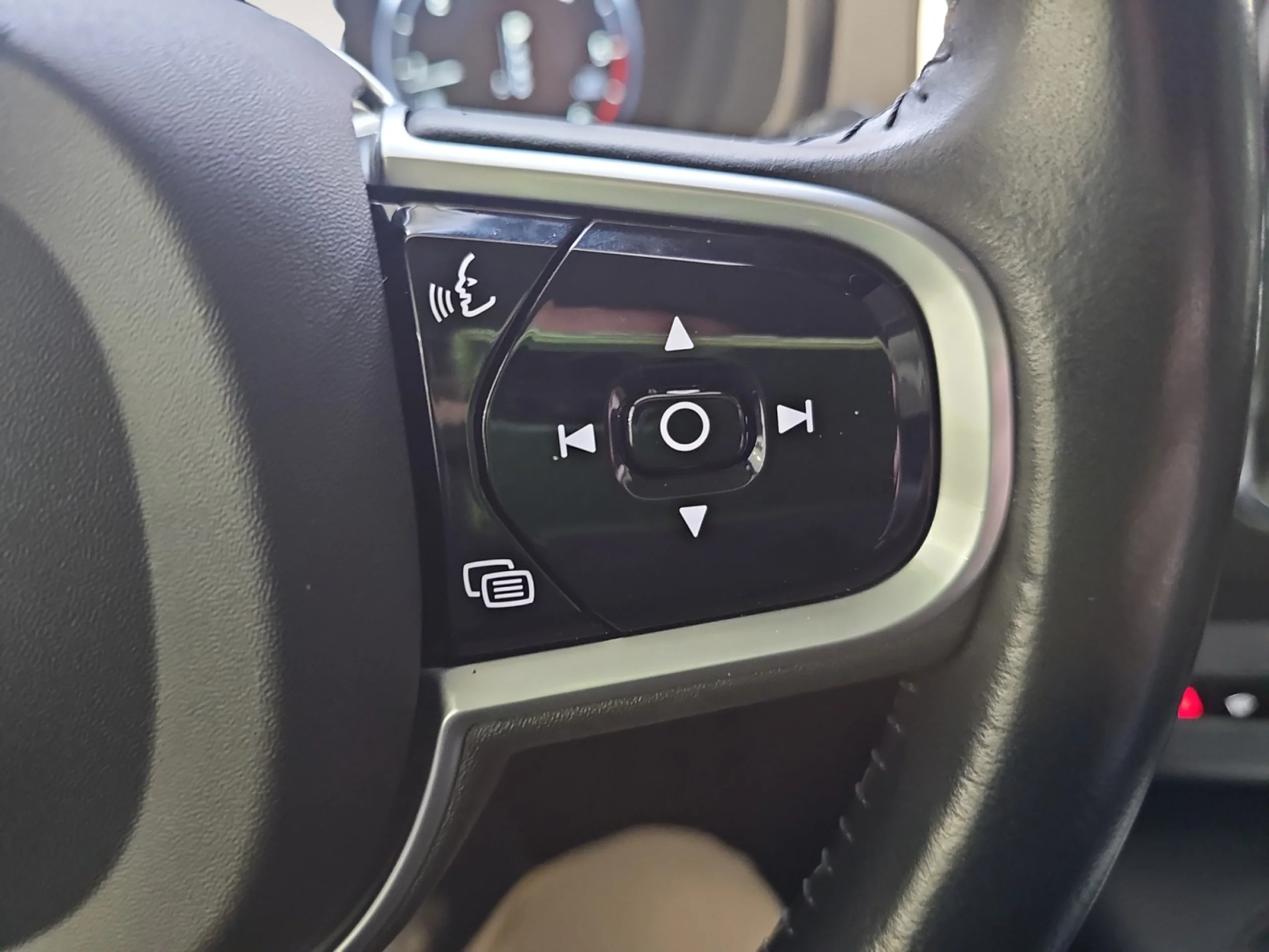 VOLVO XC90 2.0 D5 AWD MOMENTUM AUTO - Foto 13