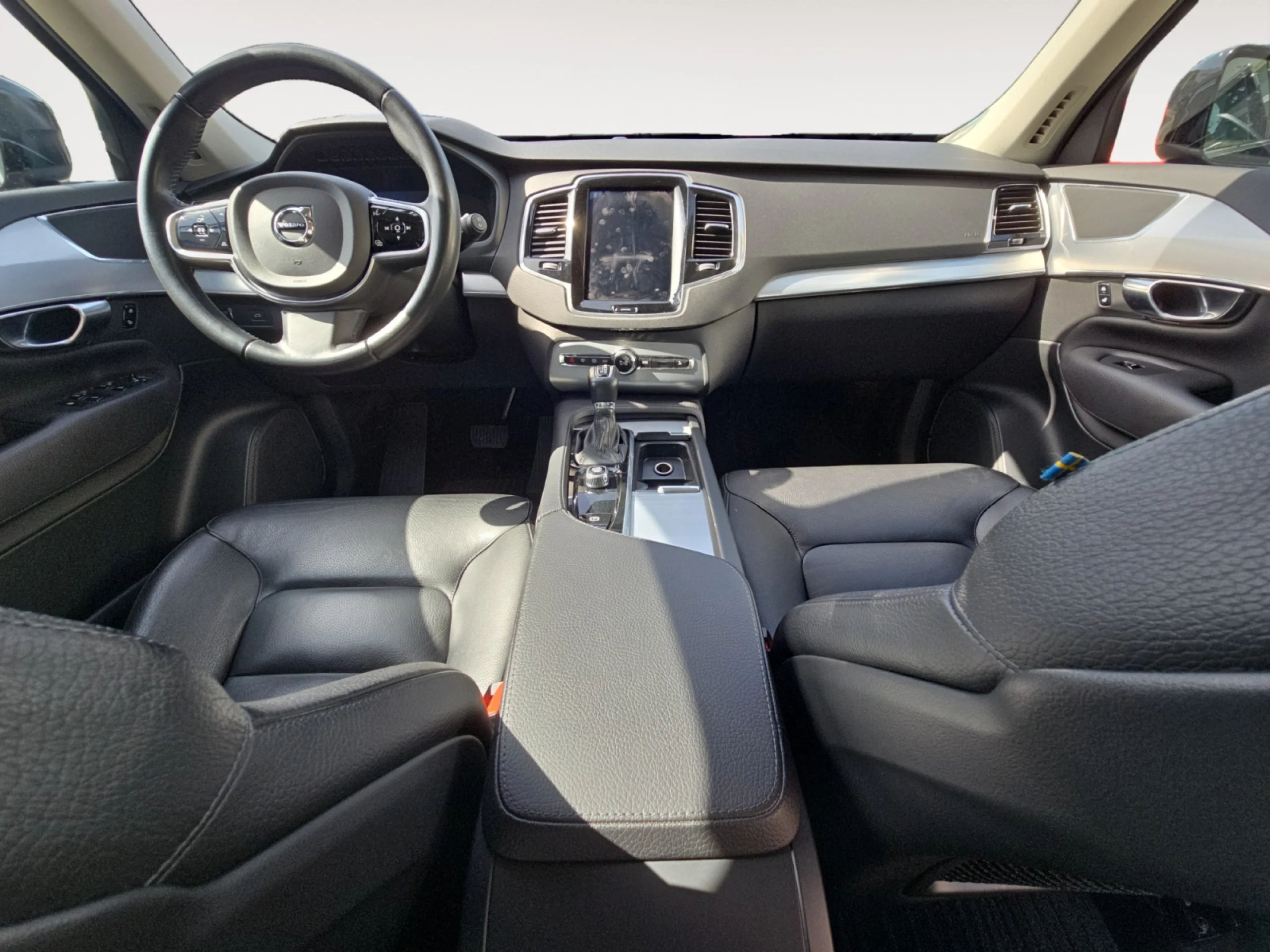 VOLVO XC90 2.0 D5 AWD MOMENTUM AUTO - Foto 4