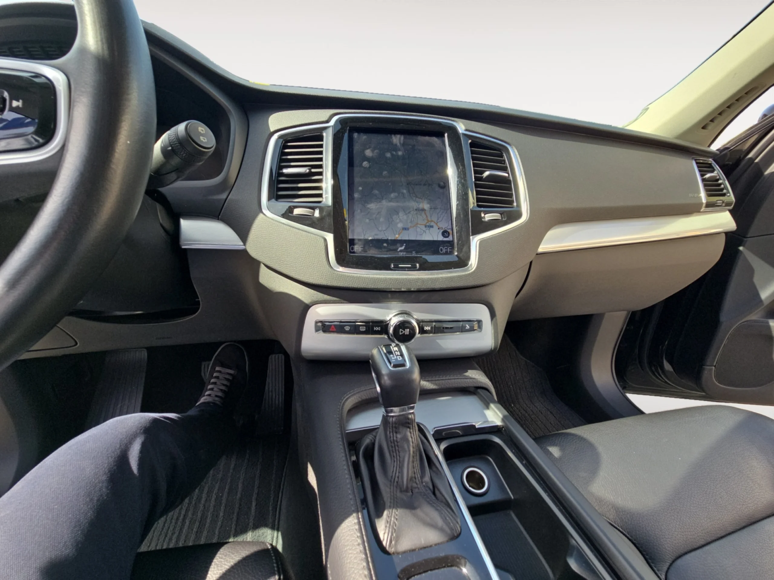 VOLVO XC90 2.0 D5 AWD MOMENTUM AUTO - Foto 13