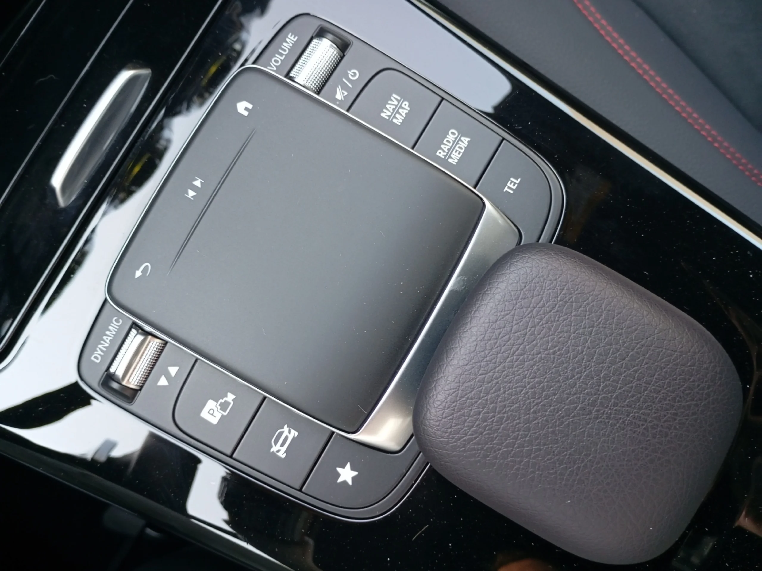 MERCEDES-BENZ CLA CLA 200 D DCT SHOOTING BRAKE - Foto 13