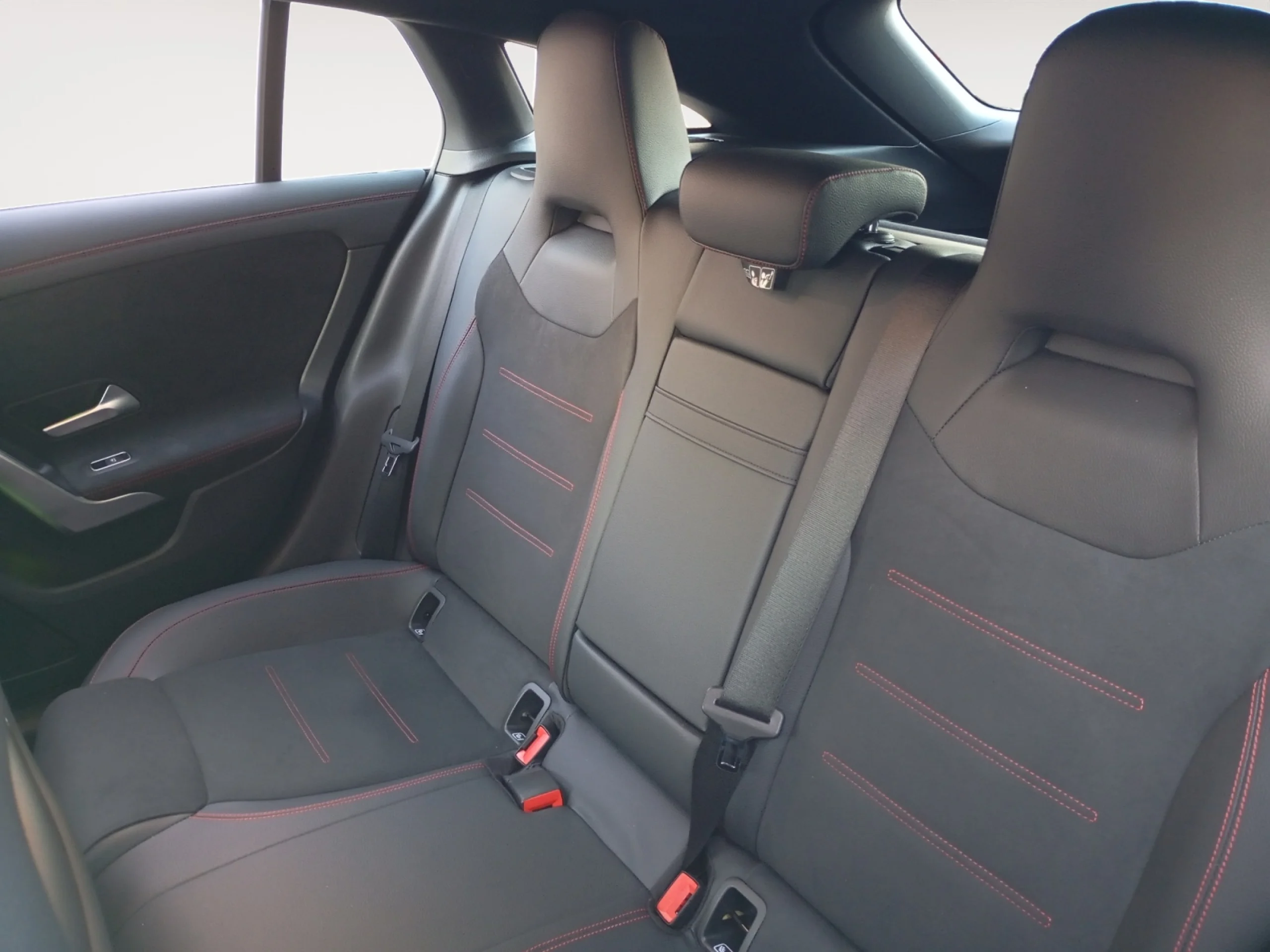 MERCEDES-BENZ CLA CLA 200 D DCT SHOOTING BRAKE - Foto 6