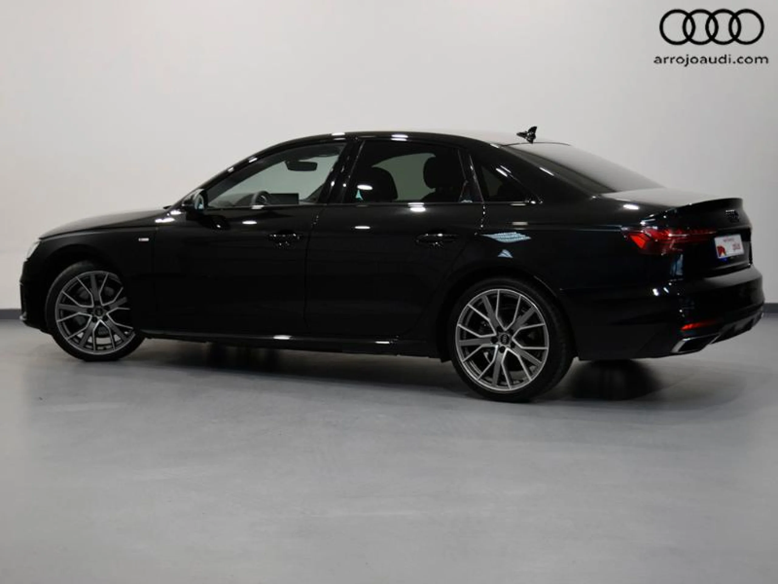 AUDI A4 BLACK LINE 35 TDI 120KW S TRONIC - Foto 2
