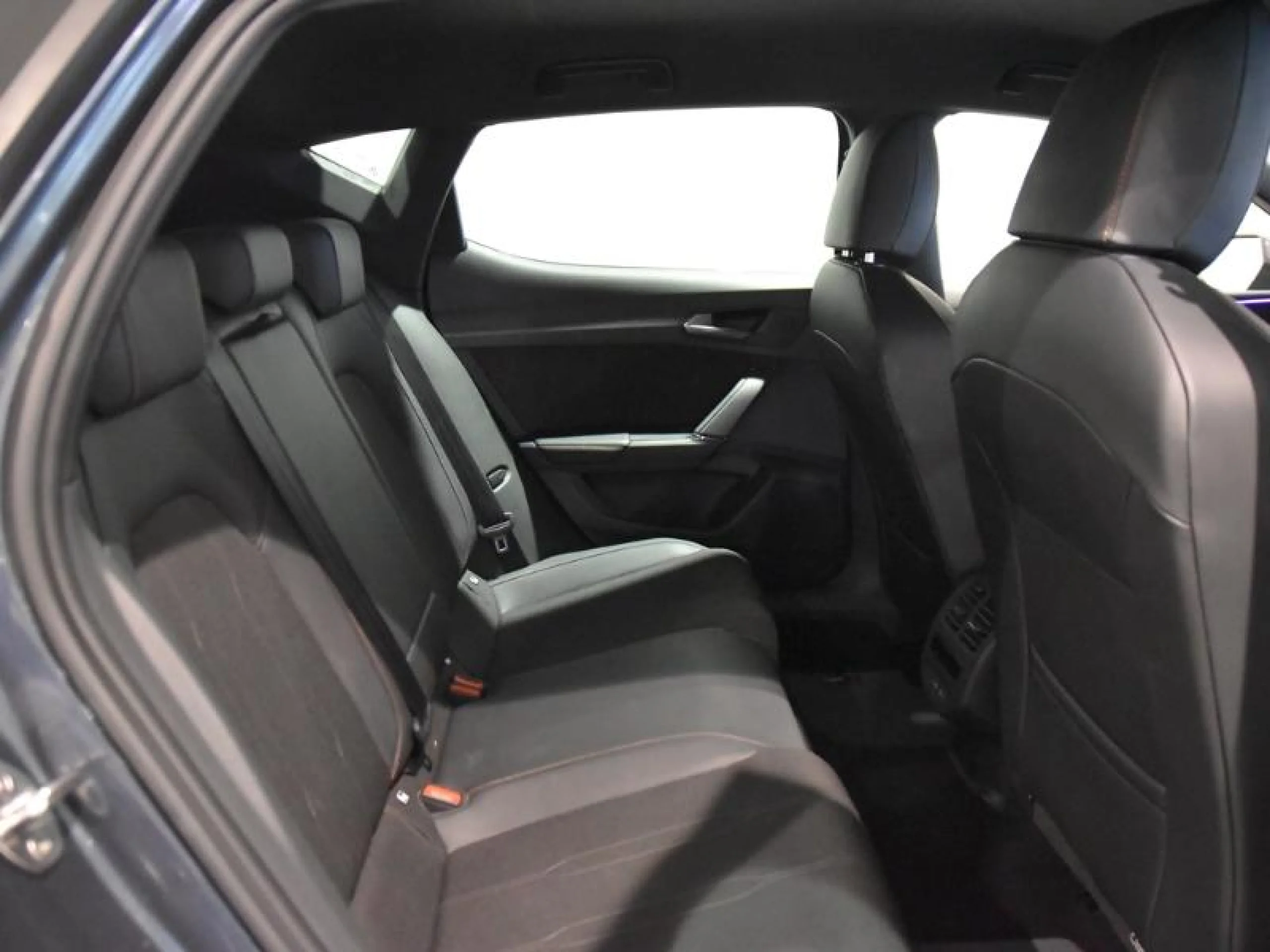 CUPRA LEON 1.5 TSI 110KW (150CV) - Foto 6