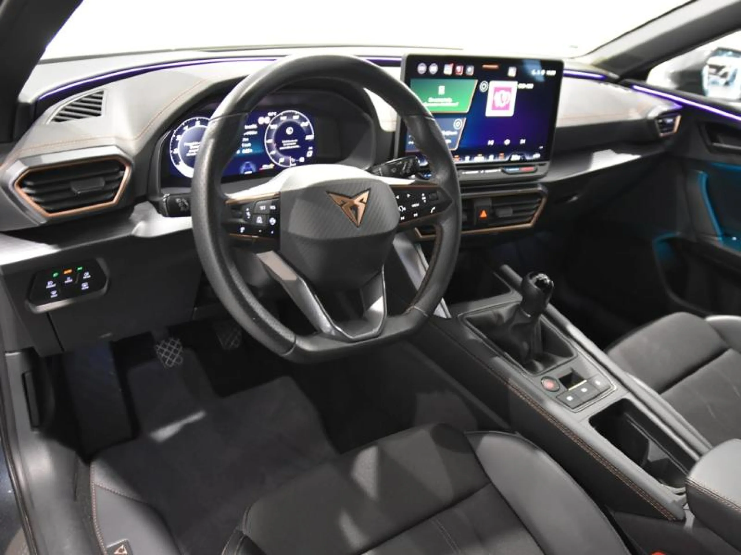 CUPRA LEON 1.5 TSI 110KW (150CV) - Foto 9