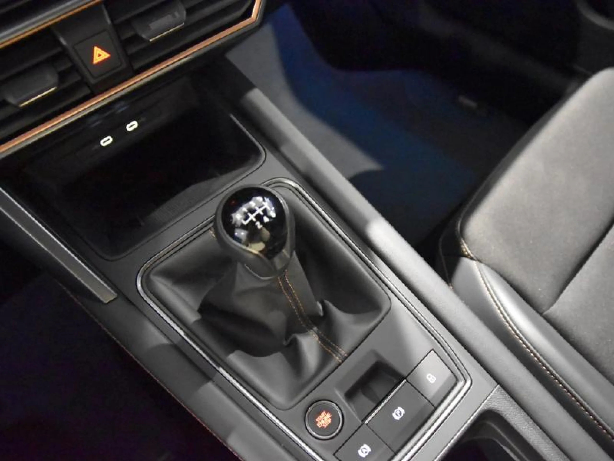 CUPRA LEON 1.5 TSI 110KW (150CV) - Foto 10