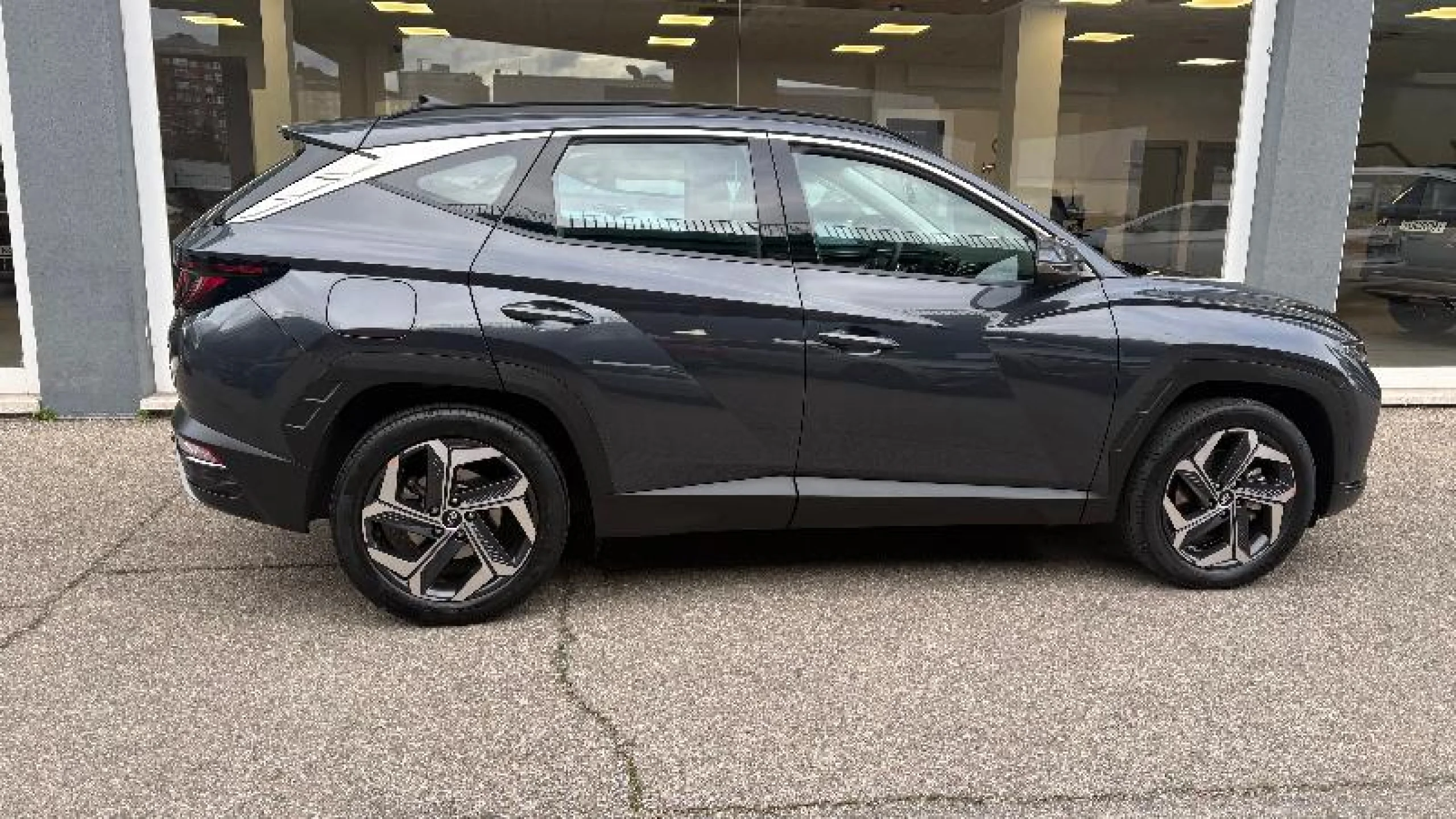 HYUNDAI TUCSON 1.6 TGDI PHEV 195KW MAXX AUTO 4X4 - Foto 4