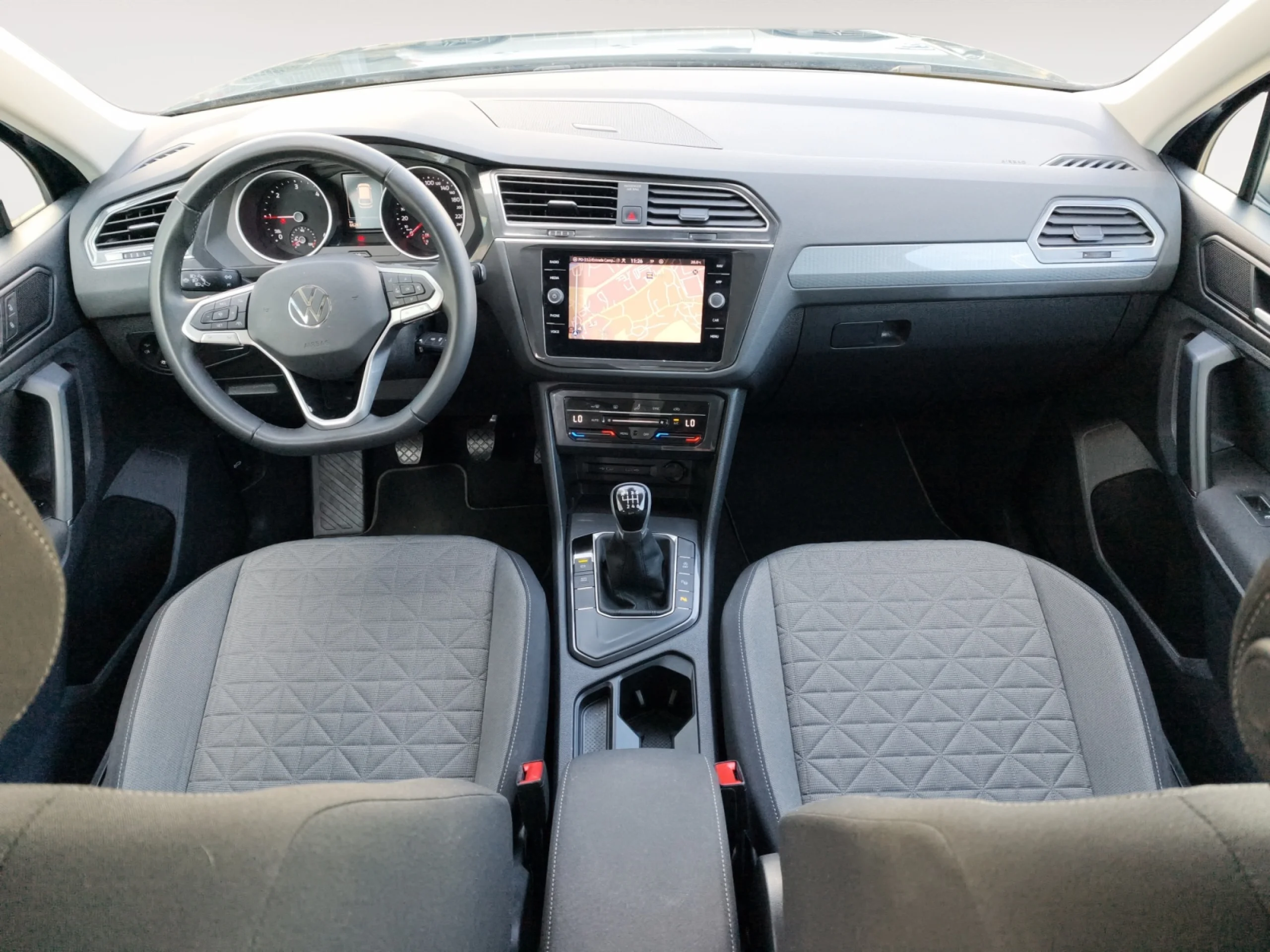 VOLKSWAGEN TIGUAN LIFE 2.0 TDI 110KW (150CV) - Foto 4