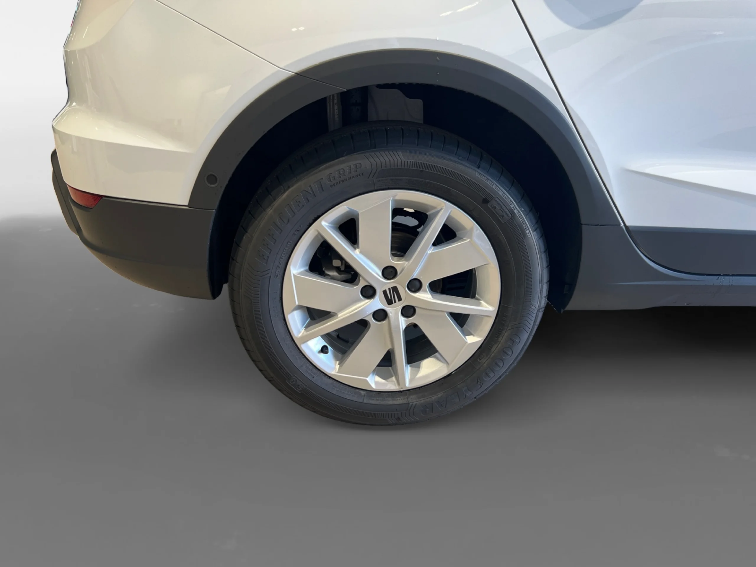 SEAT ARONA 1.0 TSI 85KW (115CV) START&STOP FR+ - Foto 9