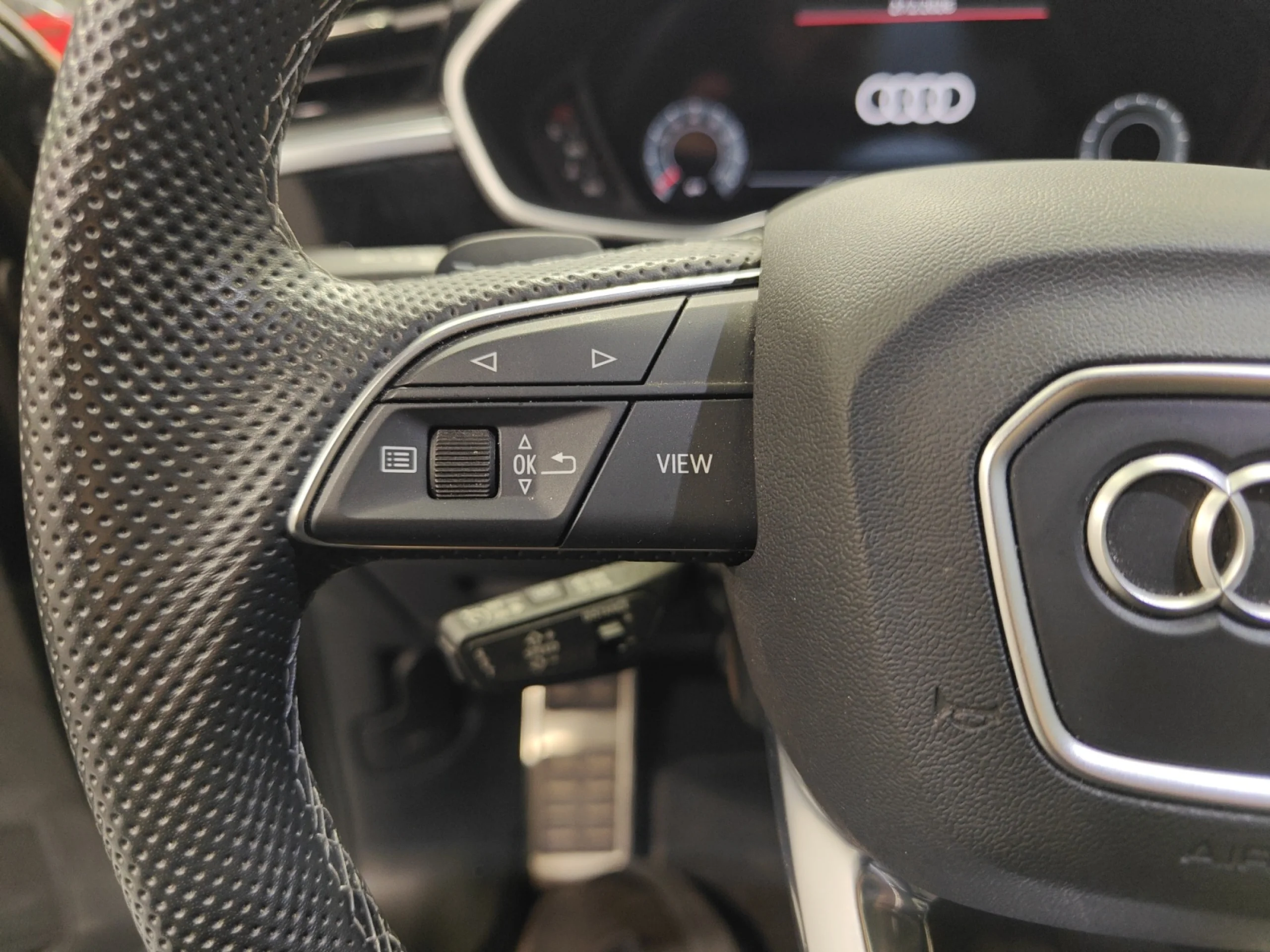 AUDI Q3 BLACK LINE 35 TFSI 110KW (150CV) S TRON - Foto 11