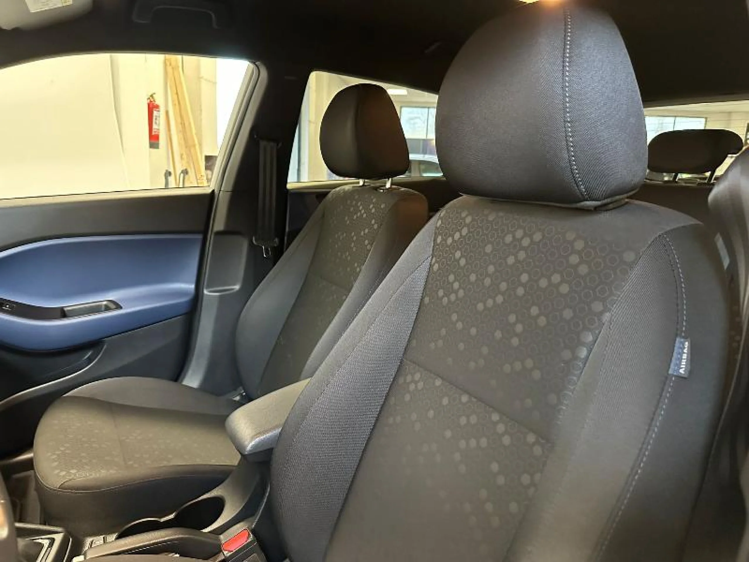 HYUNDAI I20 1.0 TGDI 74KW (100CV) TECNO DCT - Foto 8