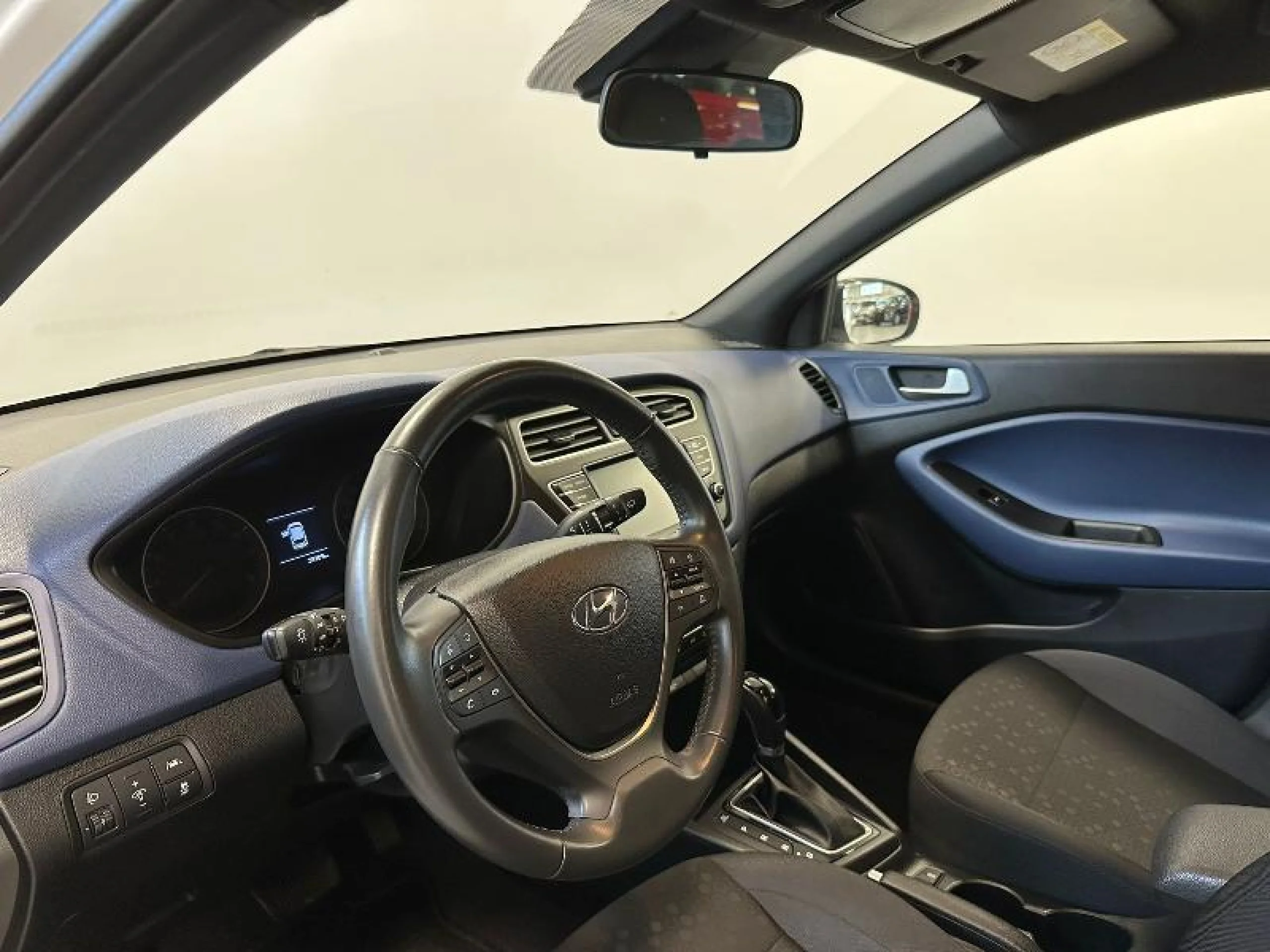 HYUNDAI I20 1.0 TGDI 74KW (100CV) TECNO DCT - Foto 9