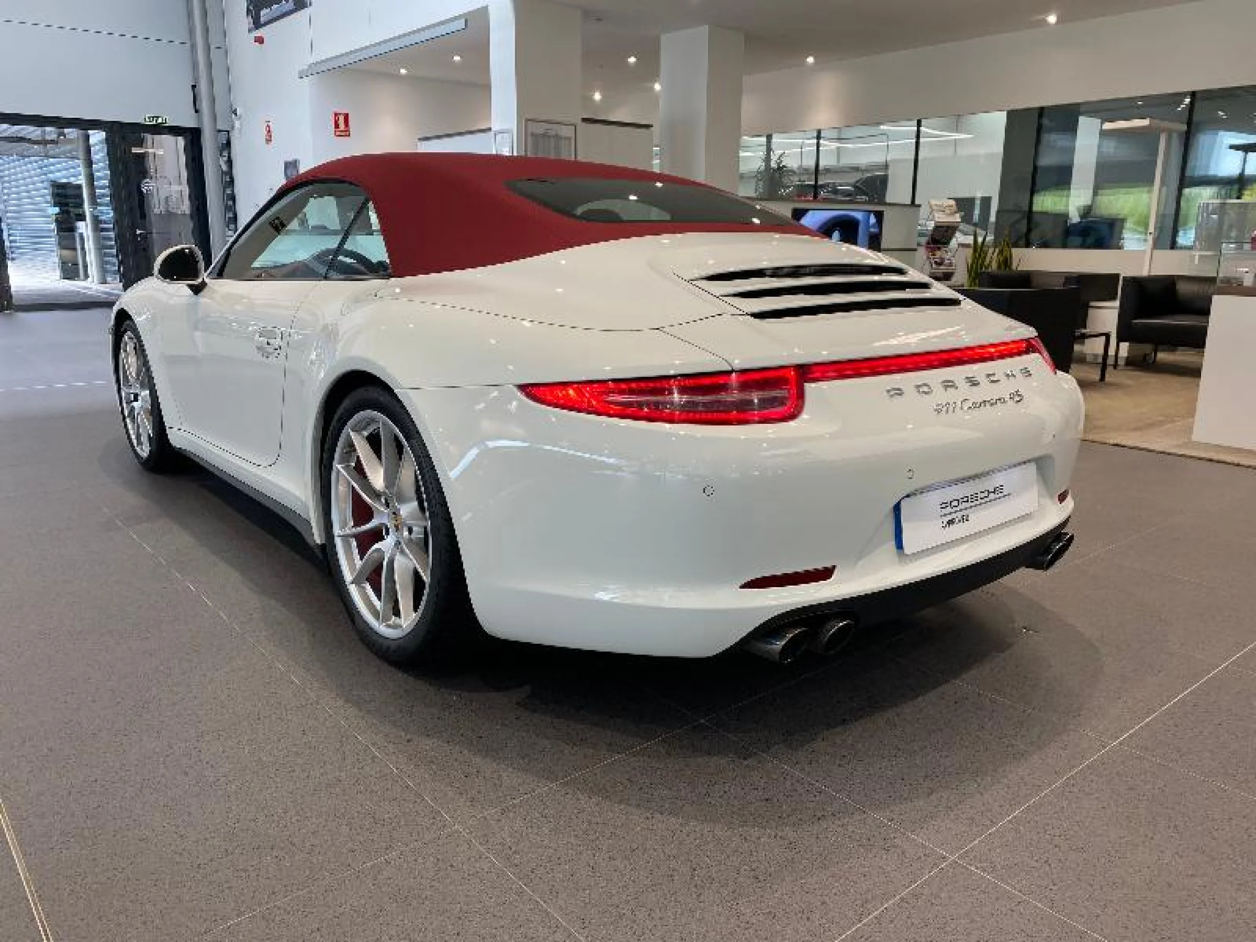 PORSCHE 911 CARRERA 4S CABRIO - Foto 3
