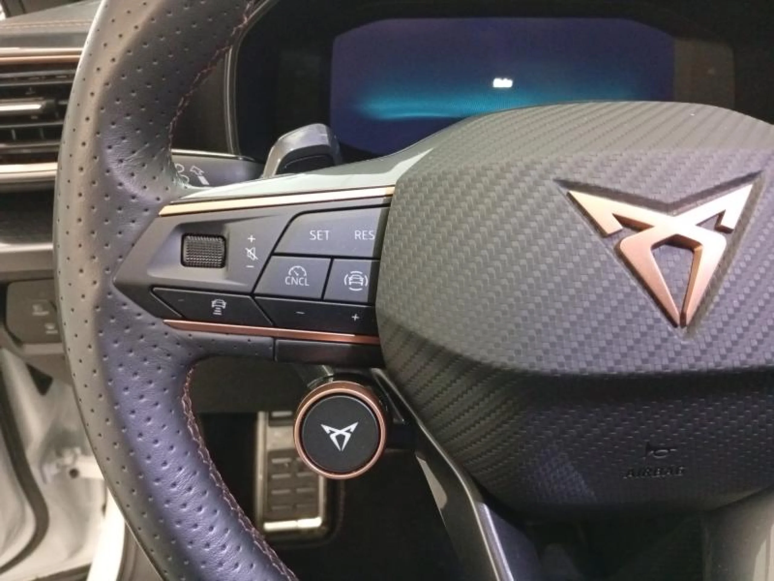 CUPRA FORMENTOR 1.5 ETSI 110KW (150 CV) DSG - Foto 11