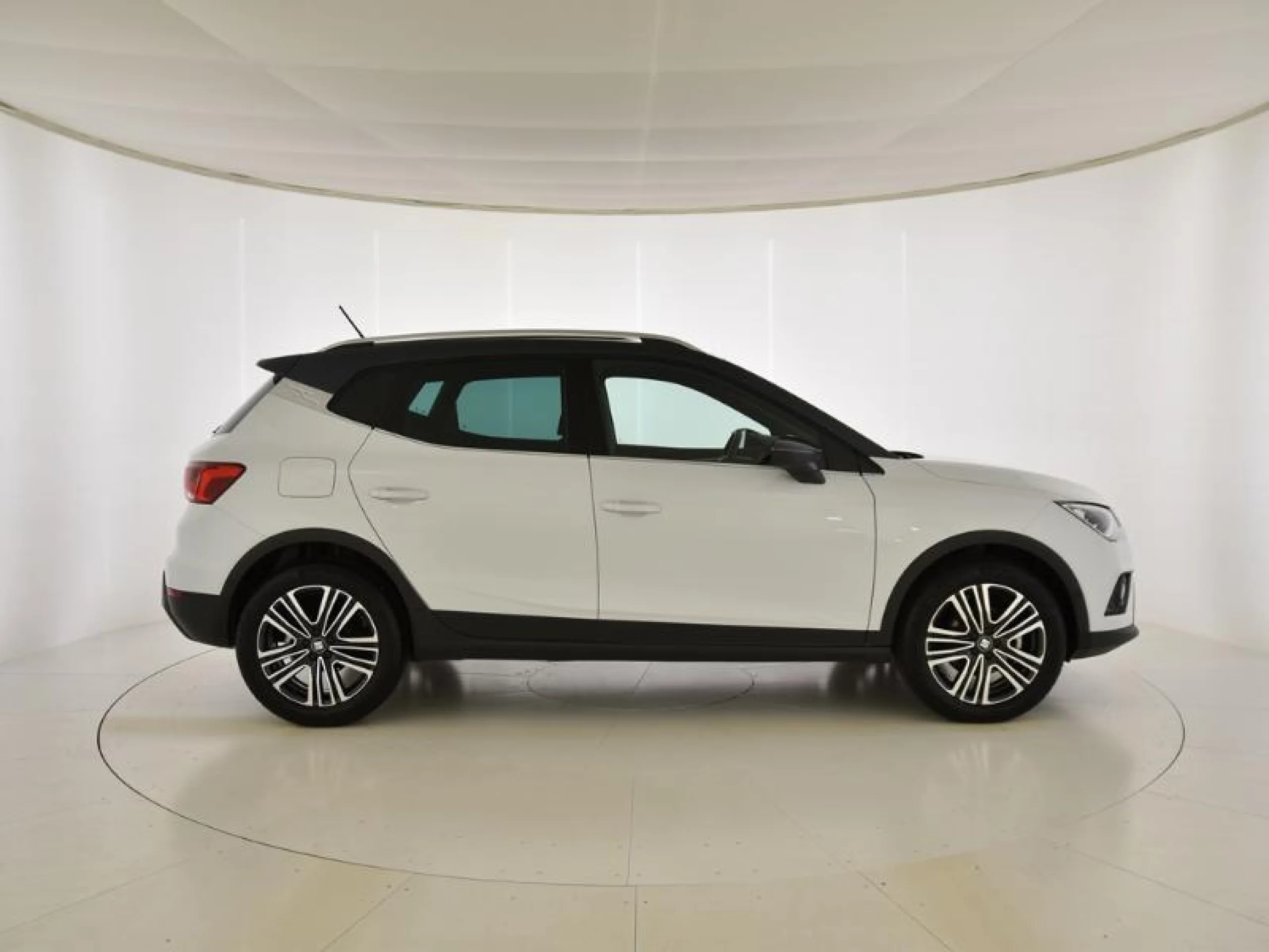 SEAT ARONA 1.0 TSI 81KW (110CV) XCELLENCE ECOMOTIVE - Foto 3