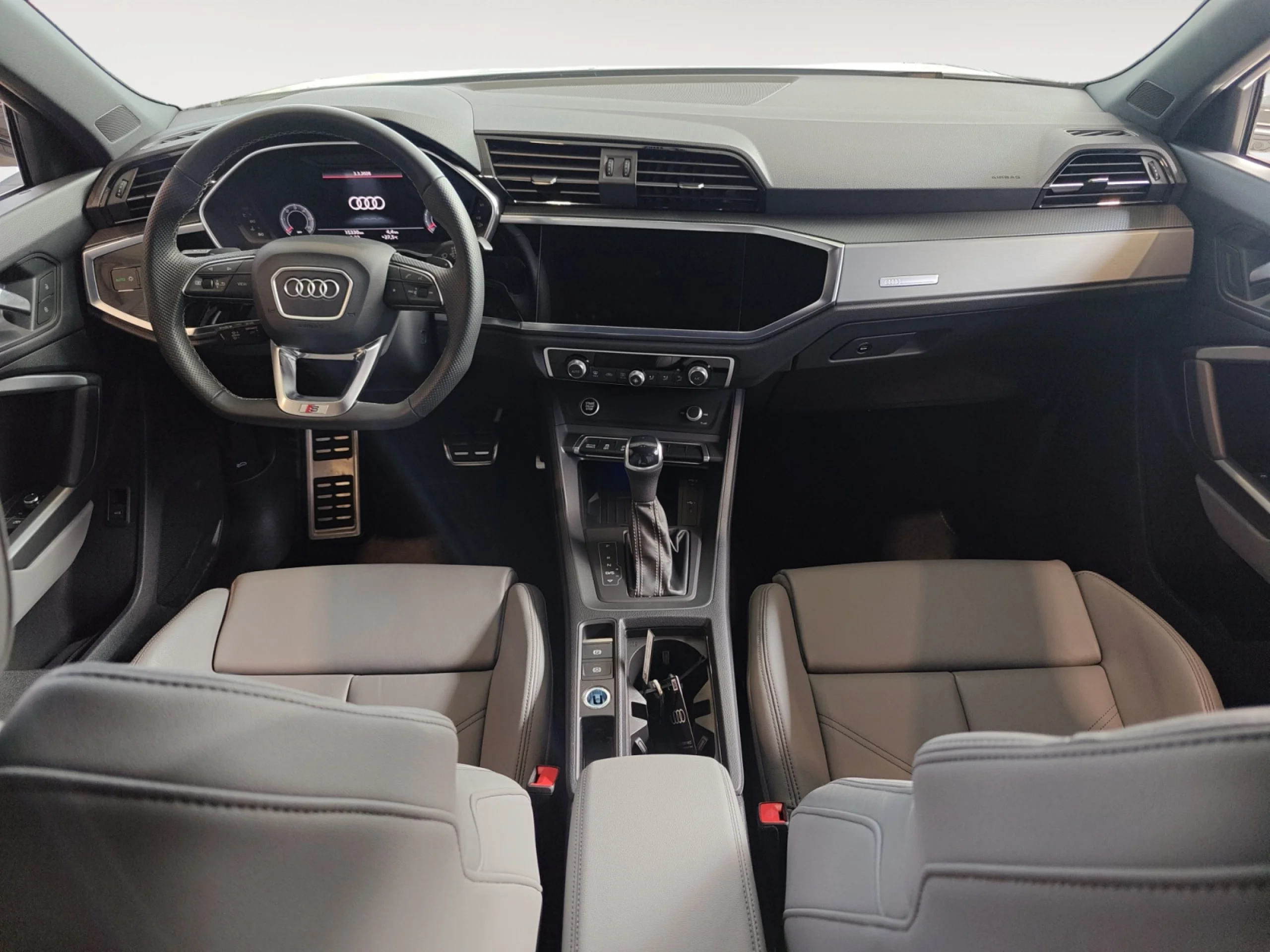 AUDI Q3 SPORTBACK BLACK LINE 35 TDI 110KW (150CV) S TRONIC - Foto 4