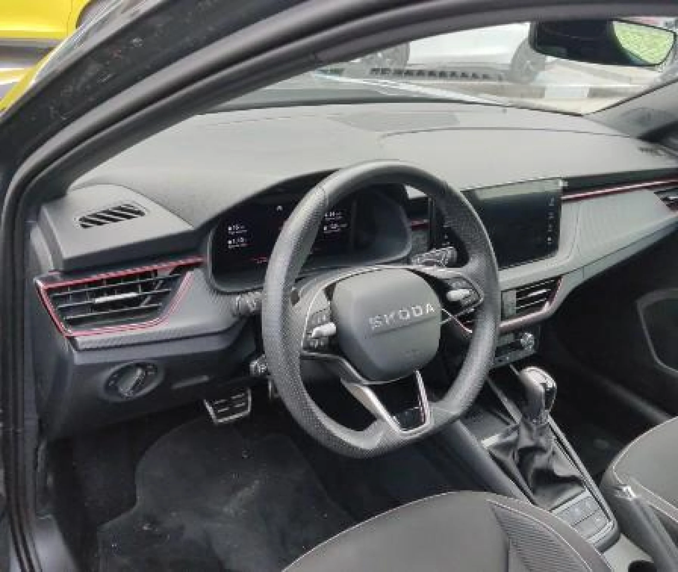 SKODA KAMIQ 1.5 TSI 110KW (150CV) DSG MONTE CARLO - Foto 2