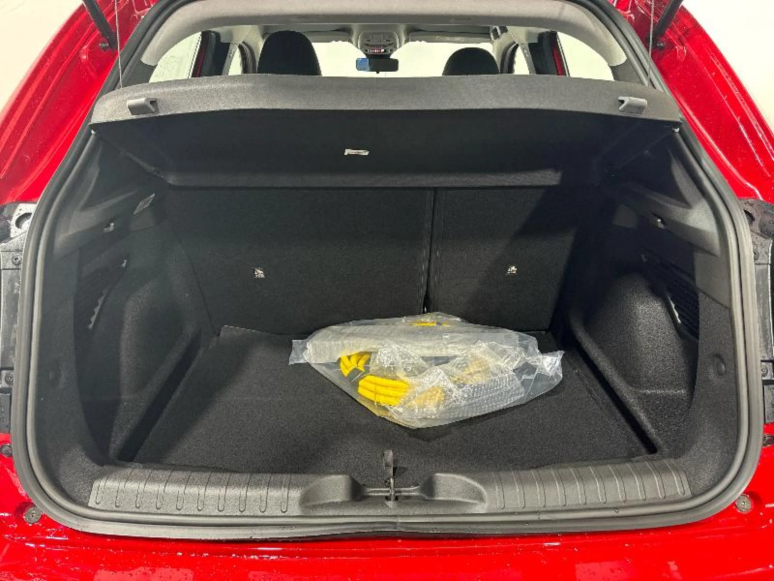 FIAT 600 600E RED 54KWH 115KW (156CV) - Foto 7