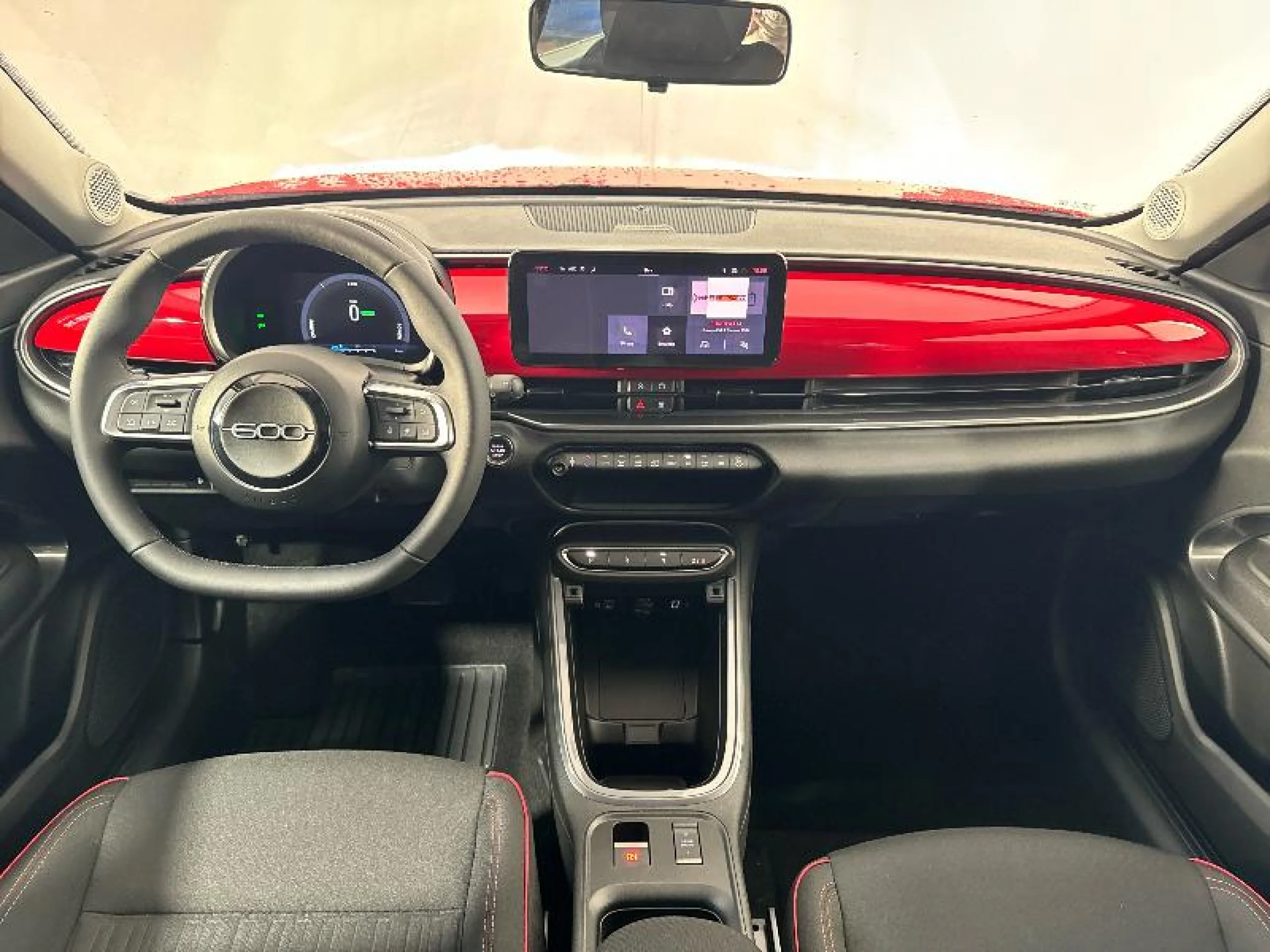 FIAT 600 600E RED 54KWH 115KW (156CV) - Foto 8