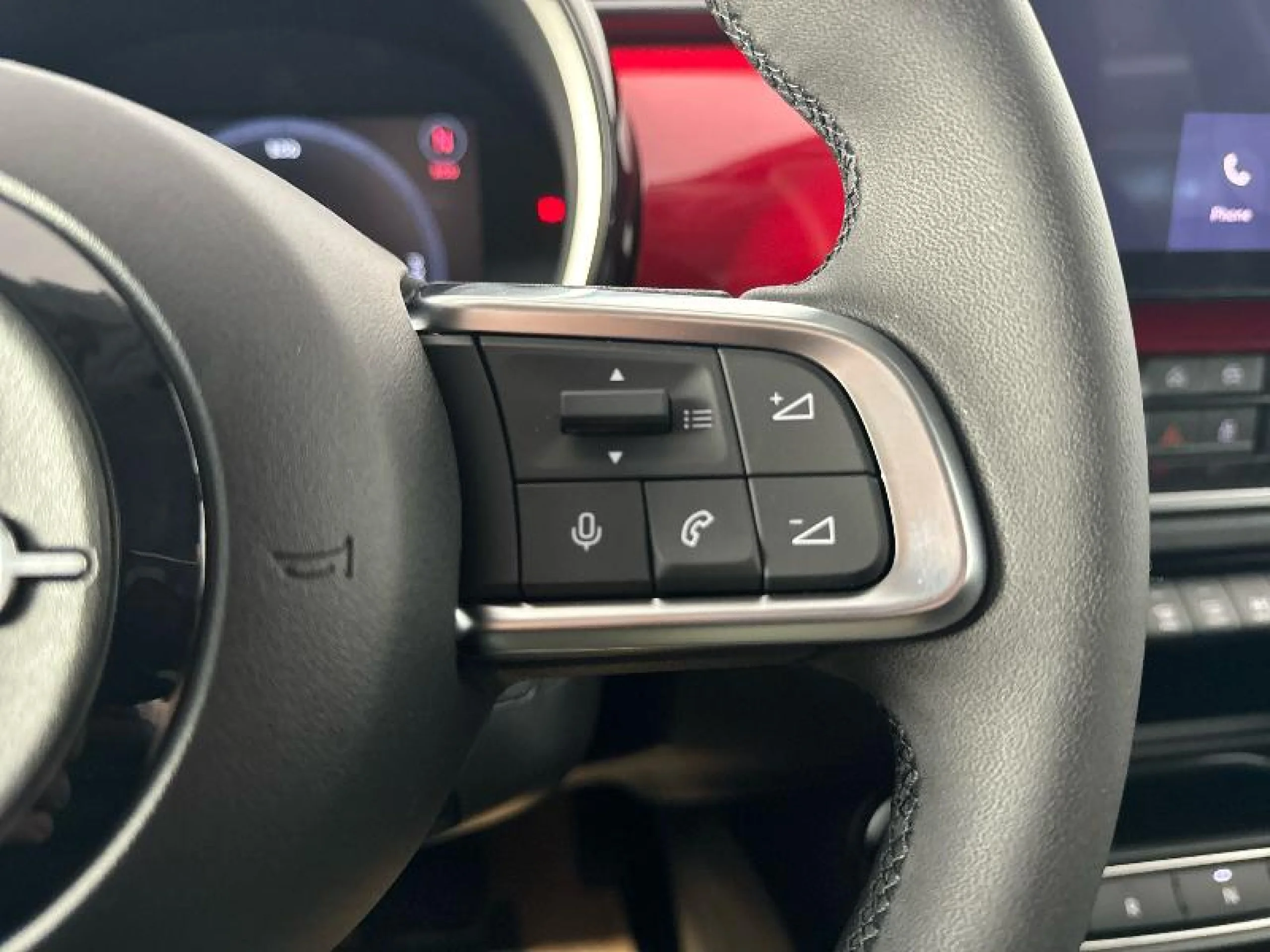 FIAT 600 600E RED 54KWH 115KW (156CV) - Foto 15