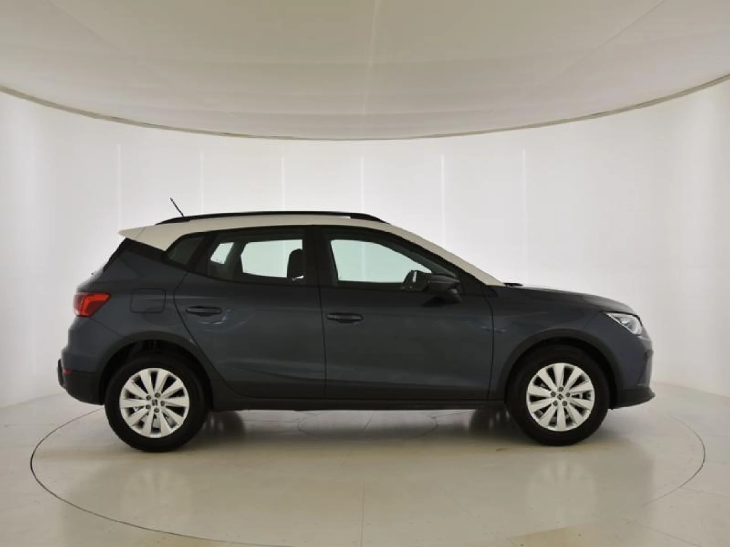 SEAT ARONA 1.0 TSI 81KW (110CV) DSG STYLE PLUS - Foto 3