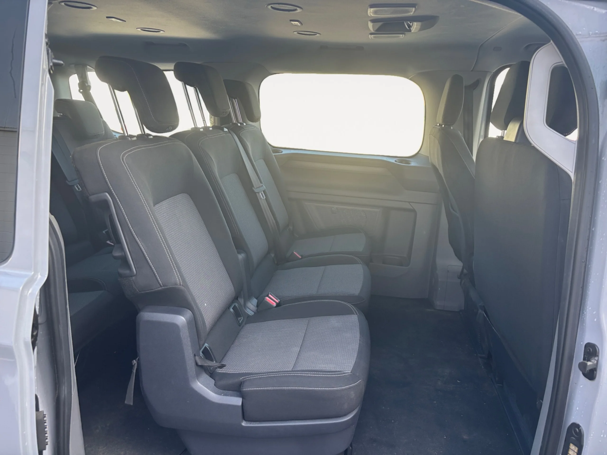 VOLKSWAGEN CARAVELLE CORTA 2.0 TDI 81 KW (110 CV) 6 VE - Foto 6