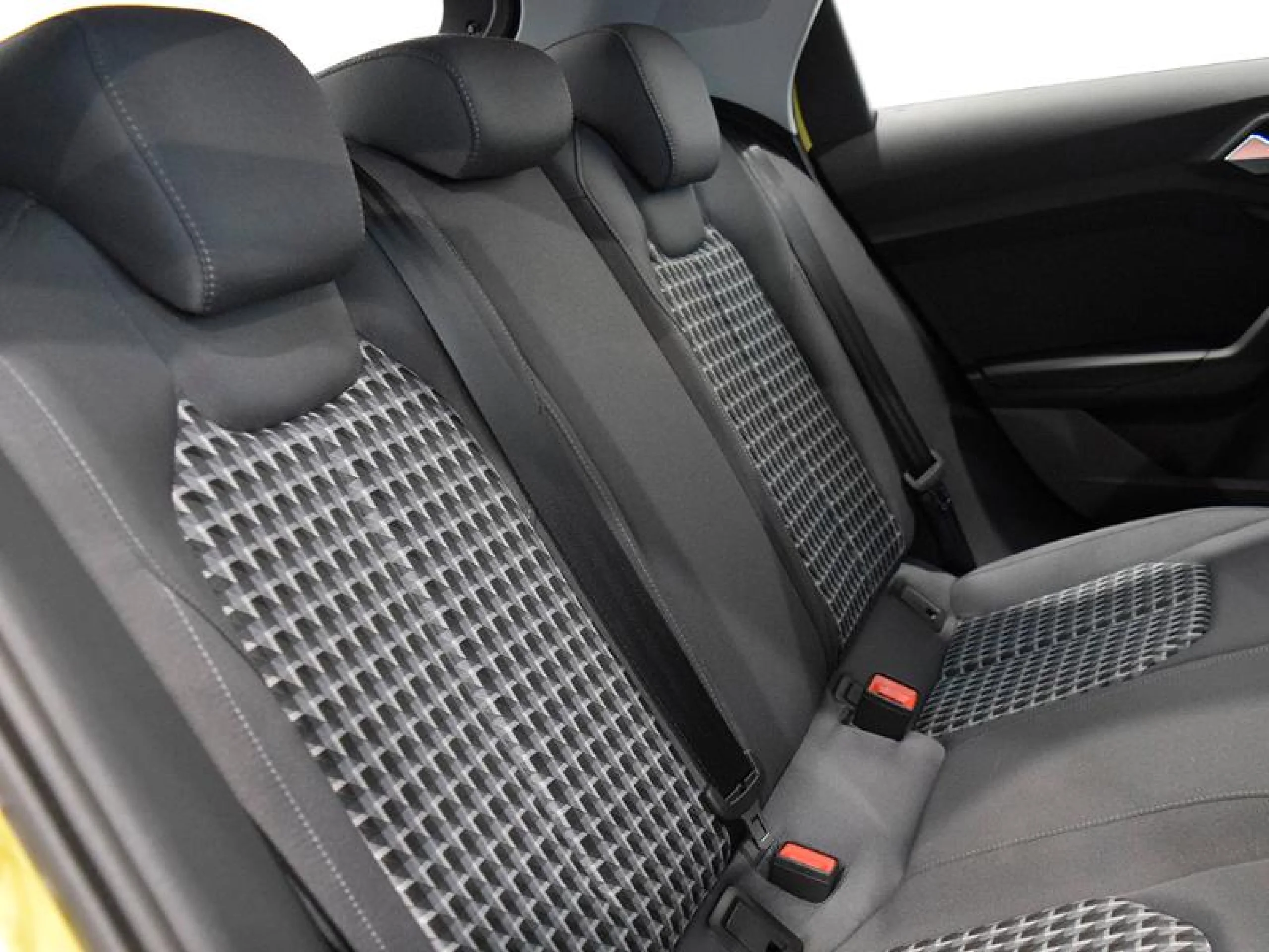 AUDI A1 ALLSTREET 25 TFSI 70KW (95CV) - Foto 8