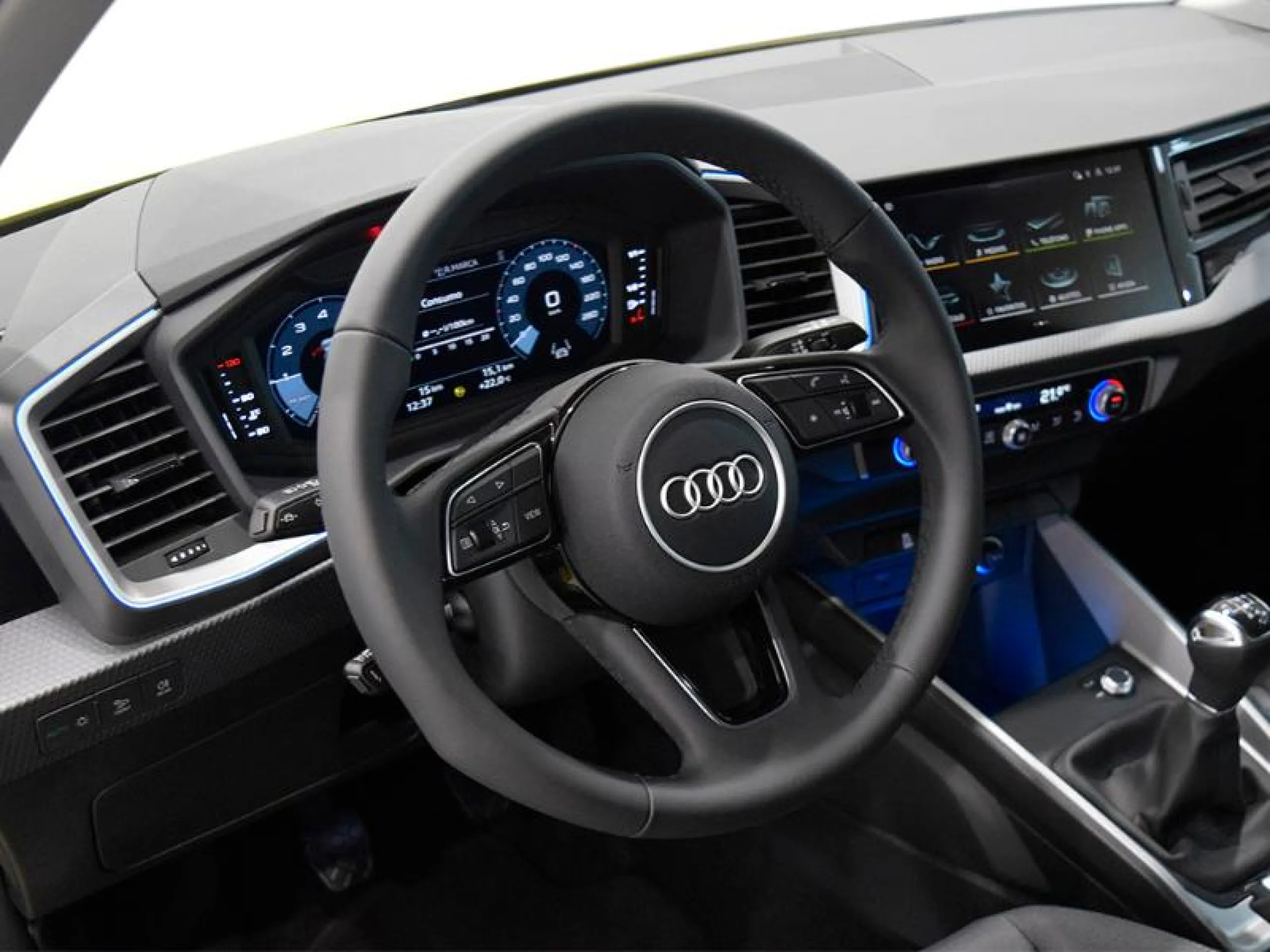 AUDI A1 ALLSTREET 25 TFSI 70KW (95CV) - Foto 10