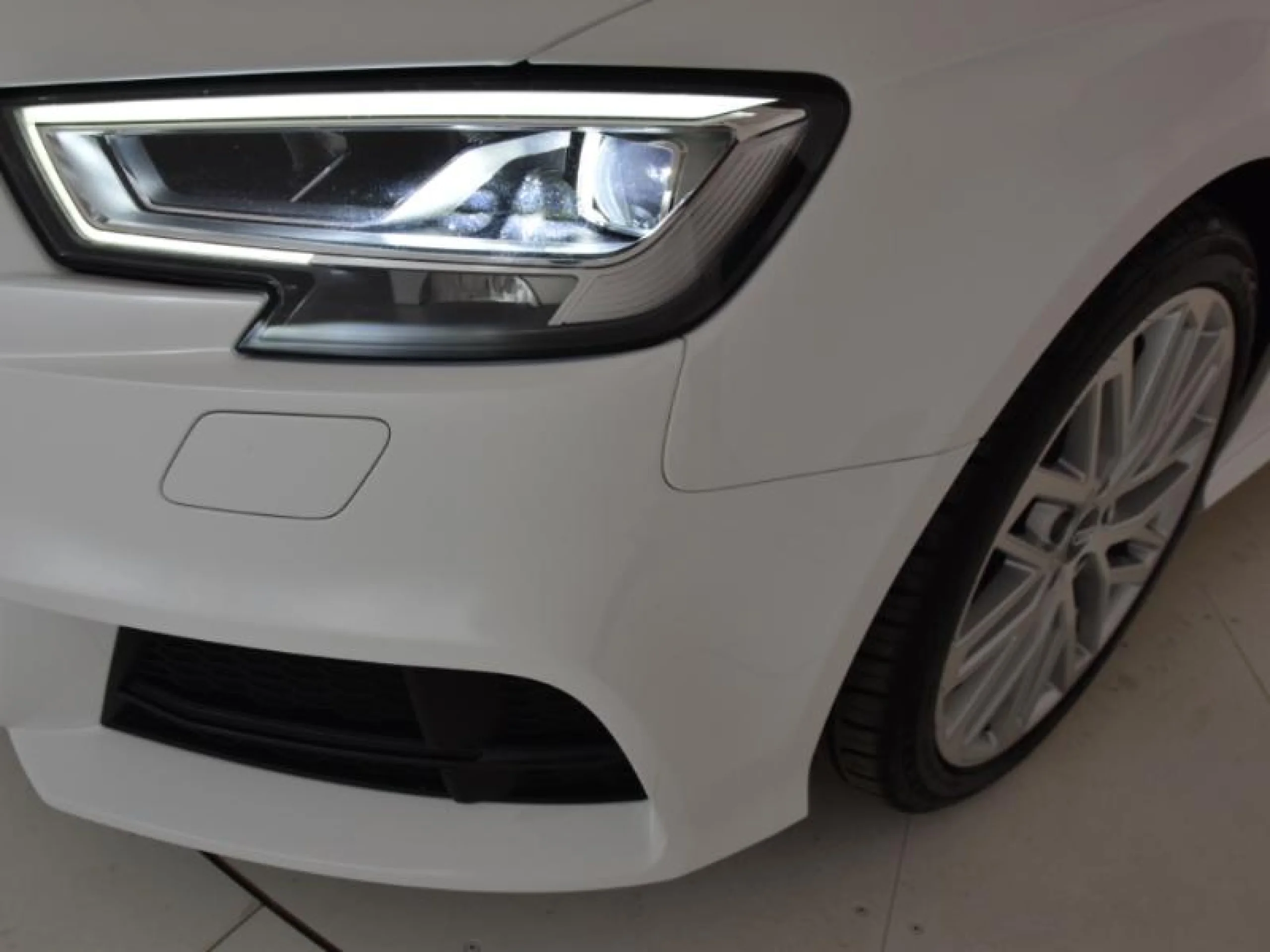 AUDI A3 S LINE EDITION 1.6 TDI - Foto 17