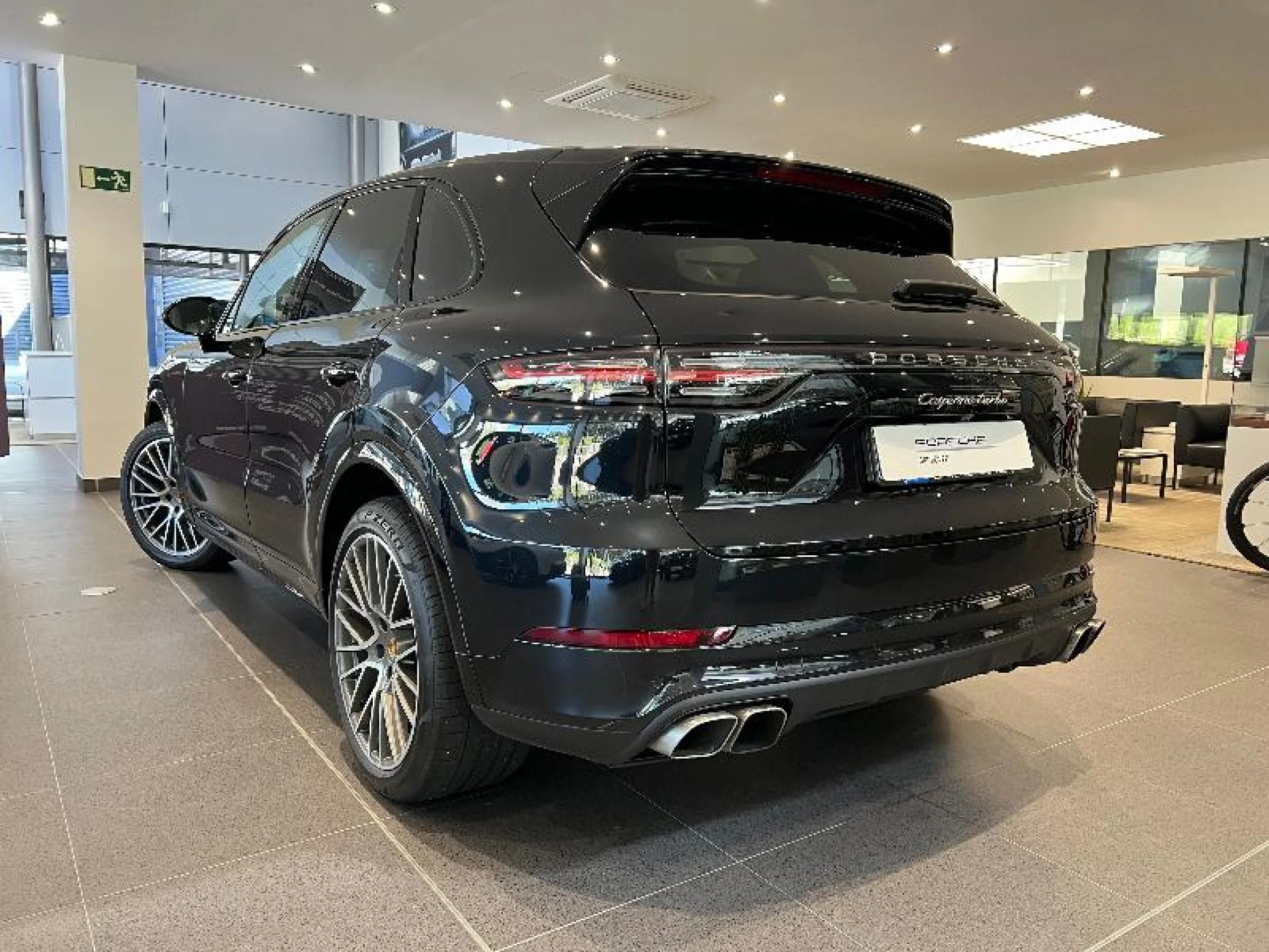 PORSCHE CAYENNE TURBO - Foto 3