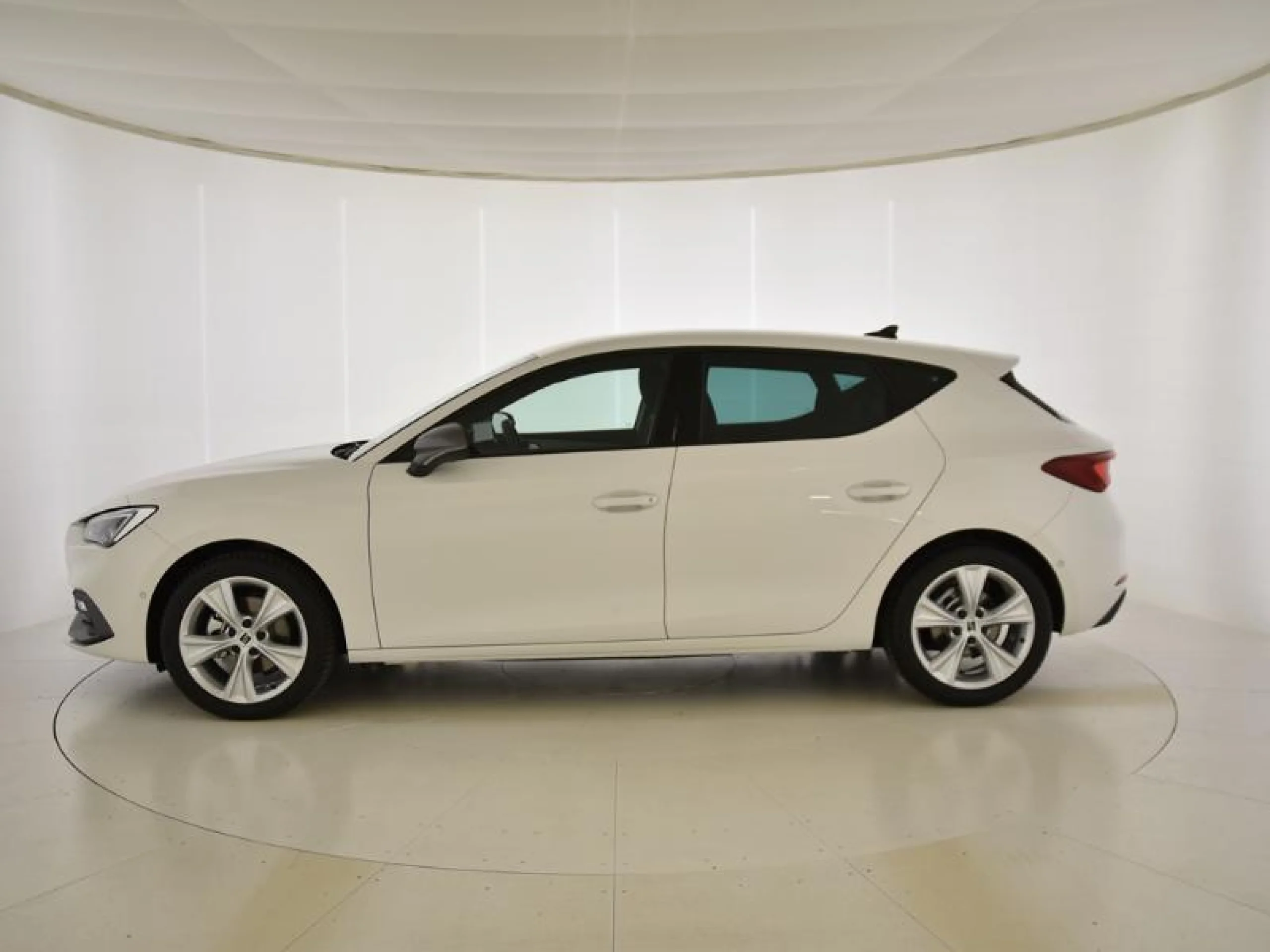 SEAT LEON 1.5 TSI 85KW S&S FR SPECIAL EDITION - Foto 3
