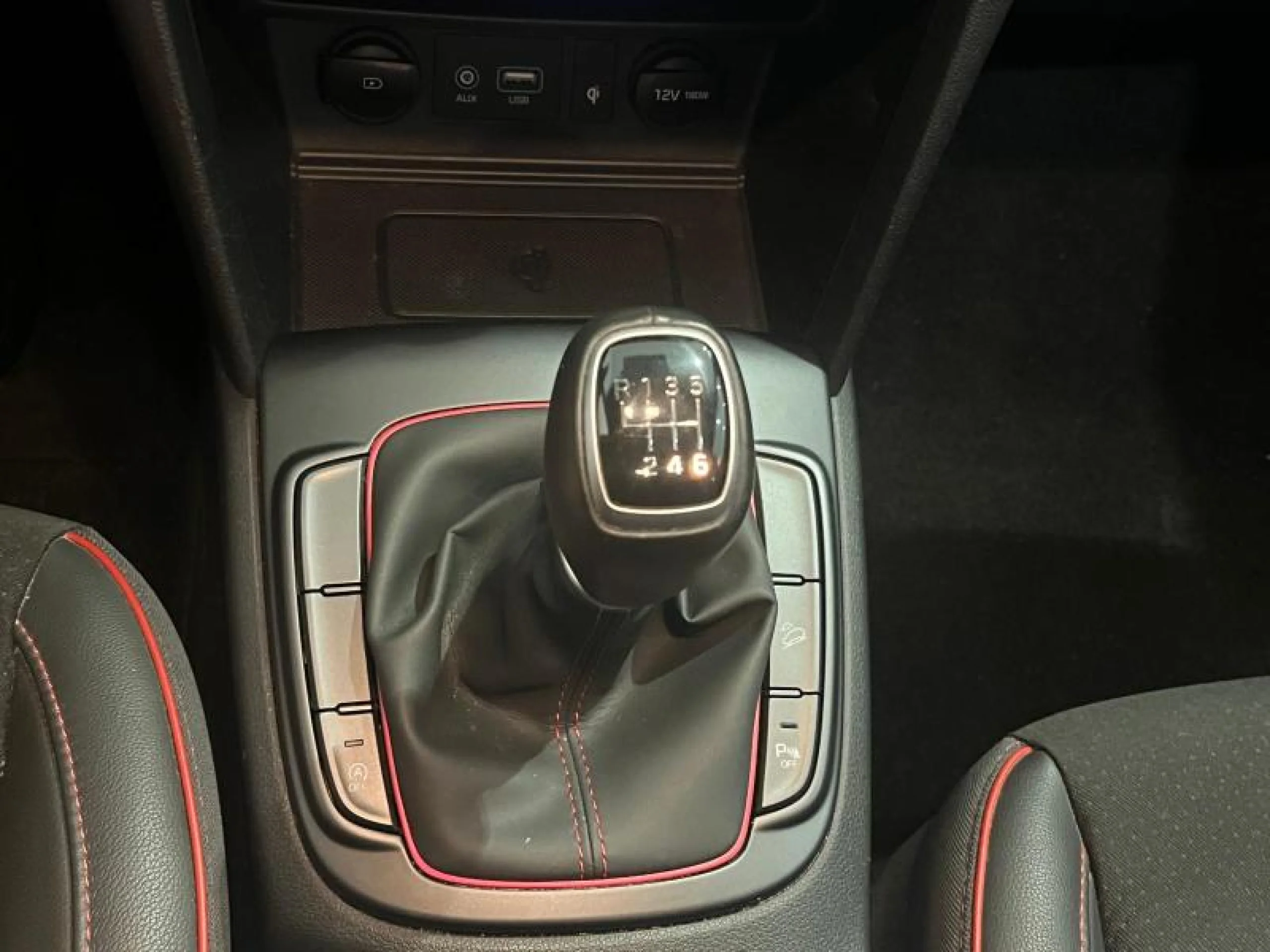 HYUNDAI KONA 1.0 TGDI TECNO 4X2 - Foto 6