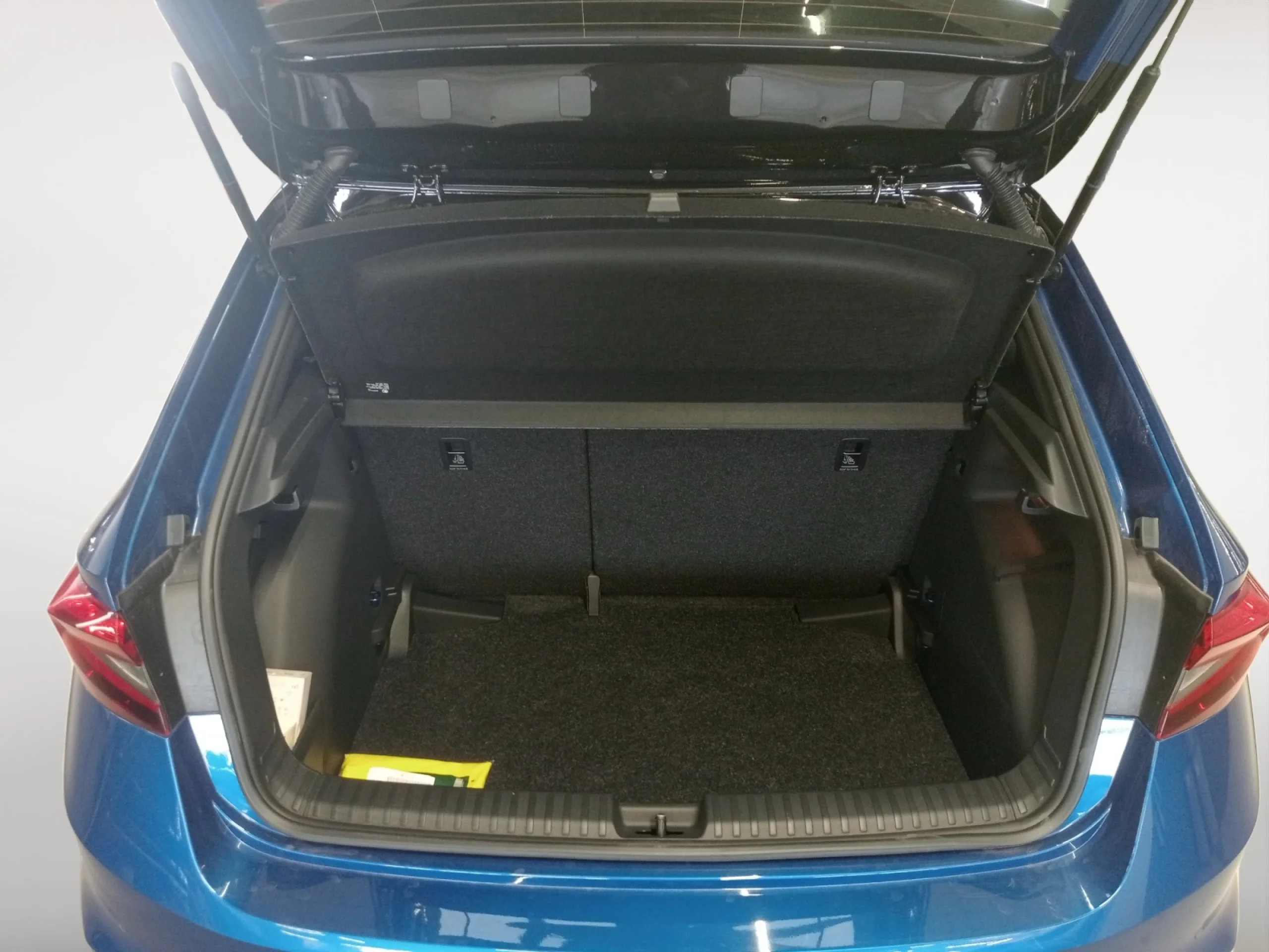 SKODA FABIA 1.0 TSI 70KW (95CV) DESIGN - Foto 7