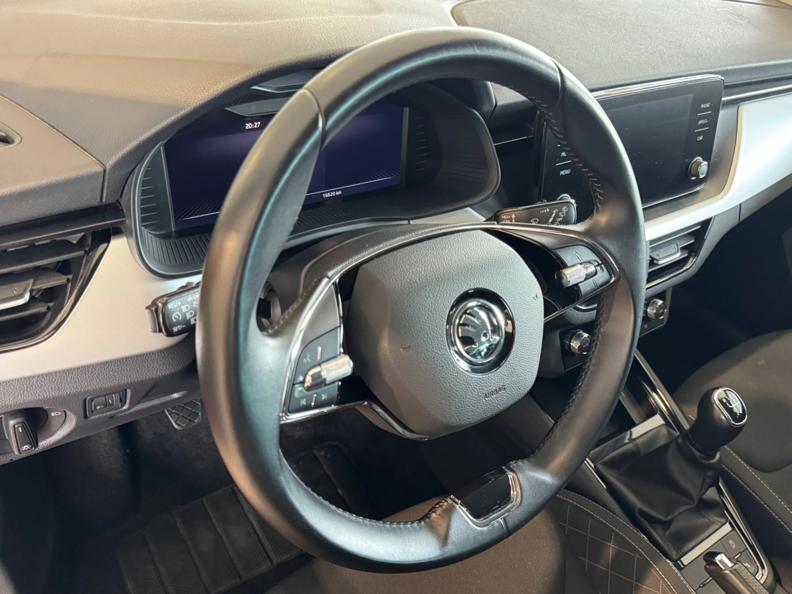 SKODA KAMIQ 1.0 TSI 70KW (95CV) AMBITION - Foto 9