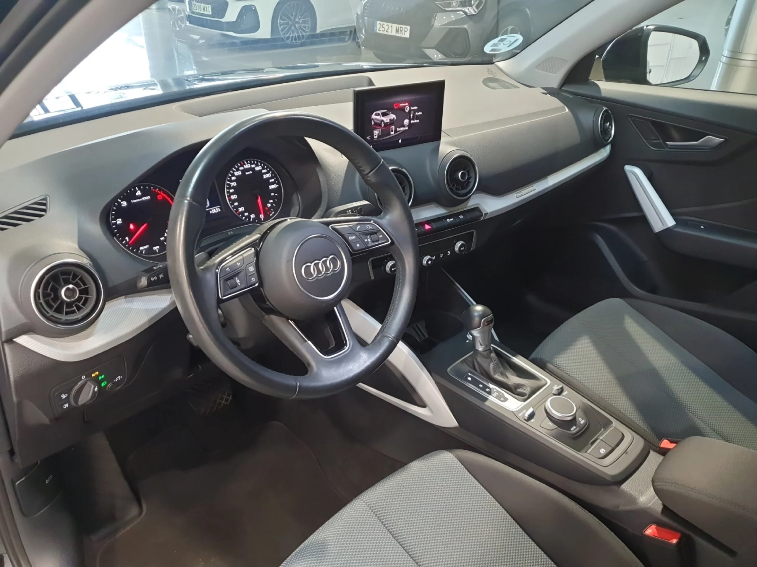 AUDI Q2 DESIGN 30 TDI 85KW (116CV) - Foto 12