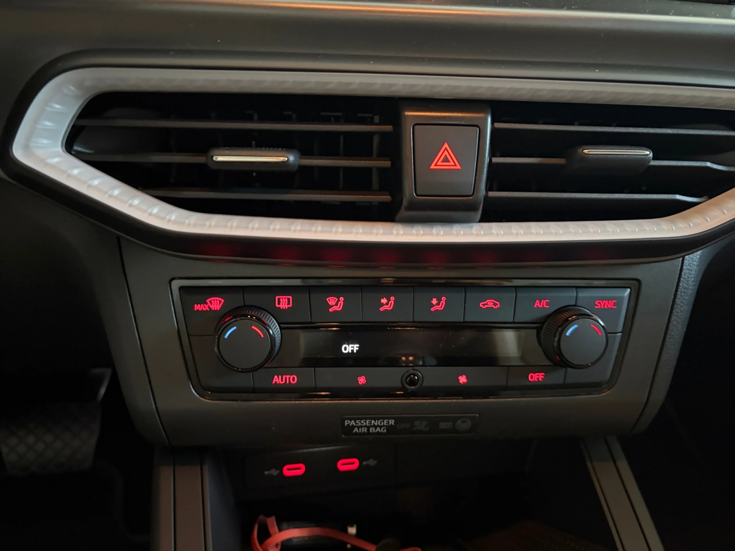 SEAT ARONA 1.0 TSI 85KW (115CV) START&STOP DSG FR+ - Foto 13