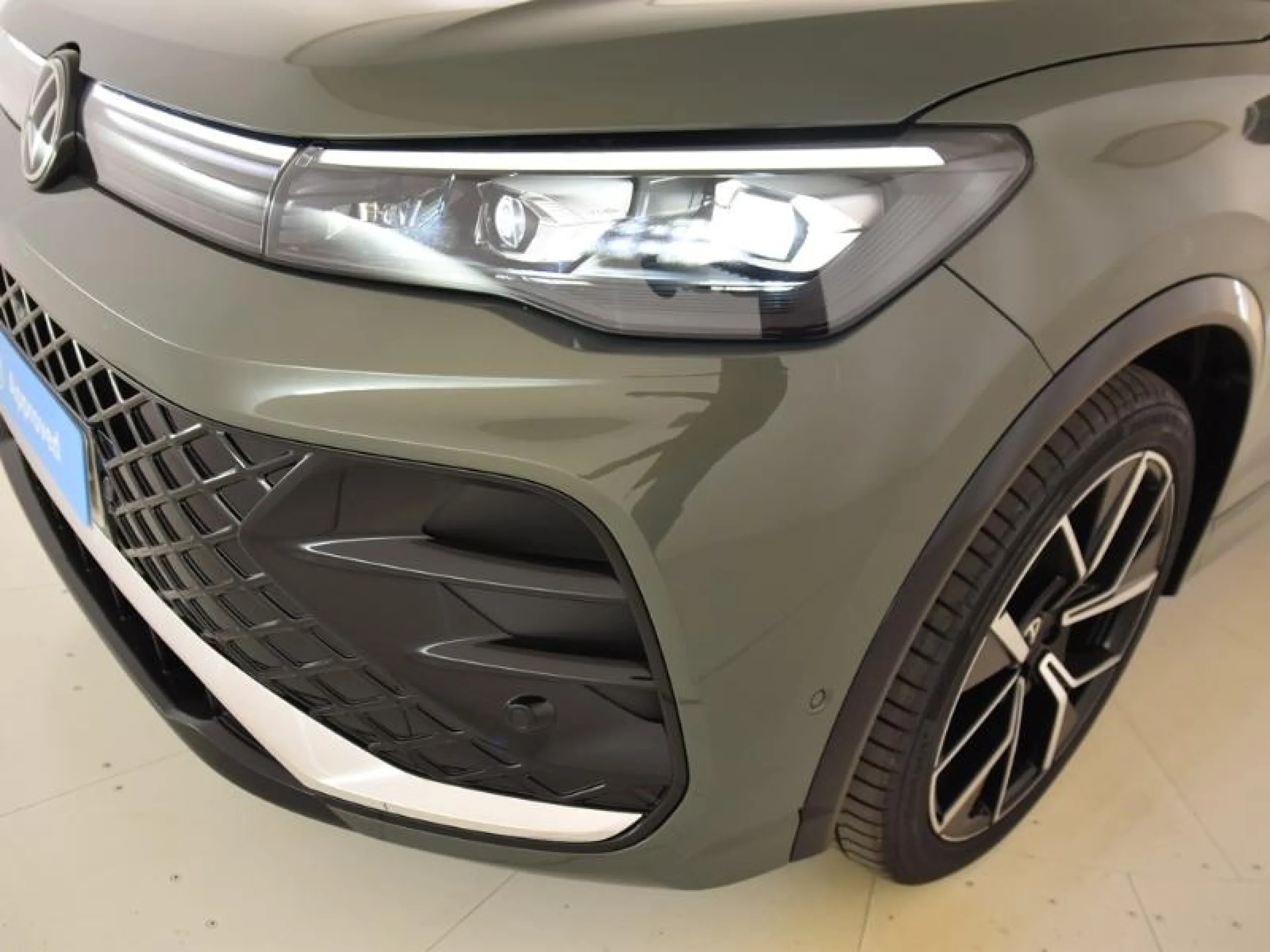 VOLKSWAGEN TIGUAN TIGUAN R LINE 1.5 ETSI 110 KW (150 CV)  AUTOM TICO DSG 7 VEL. - Foto 24