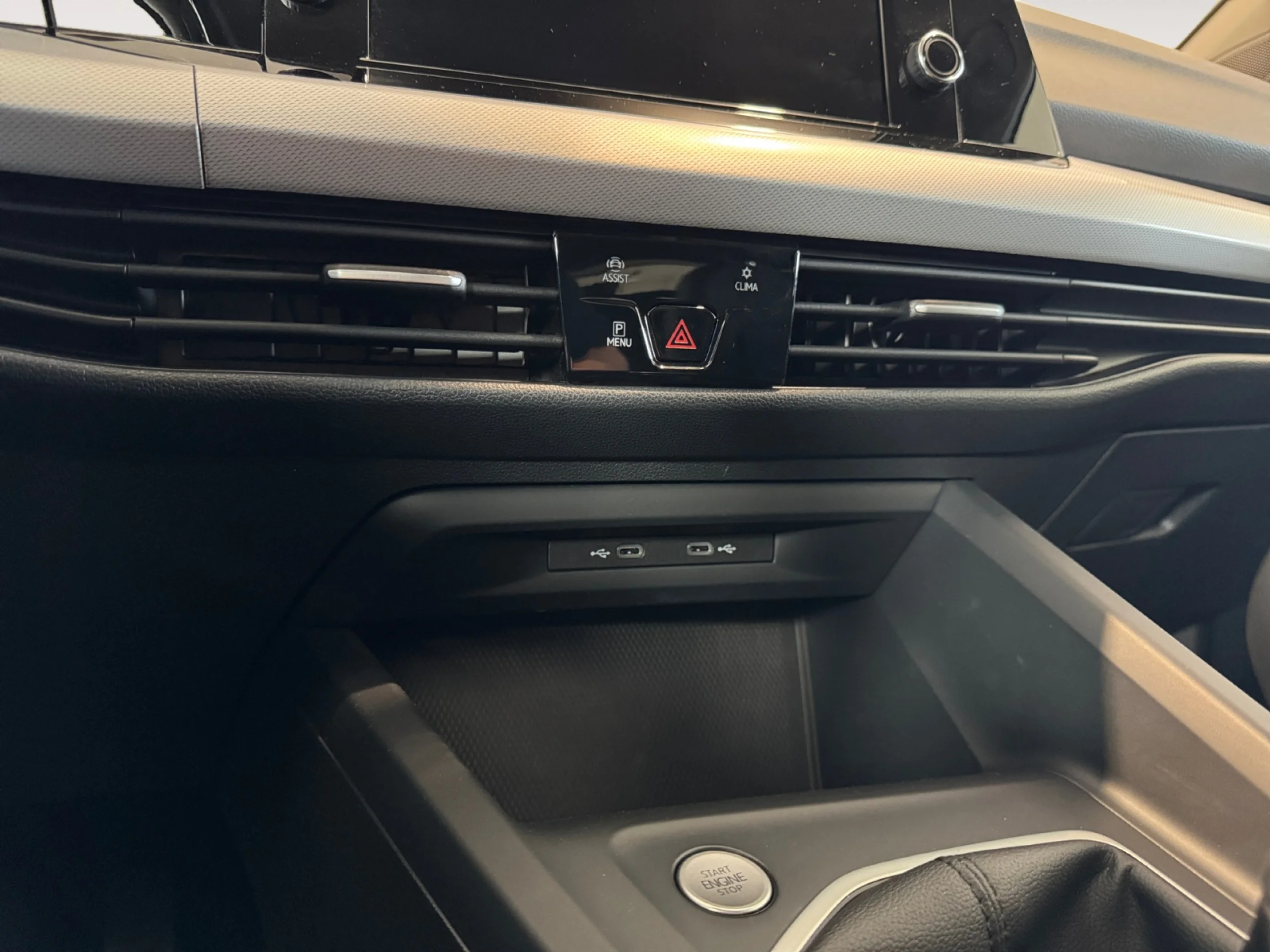VOLKSWAGEN GOLF 2.0 TDI 85KW (115CV) - Foto 16