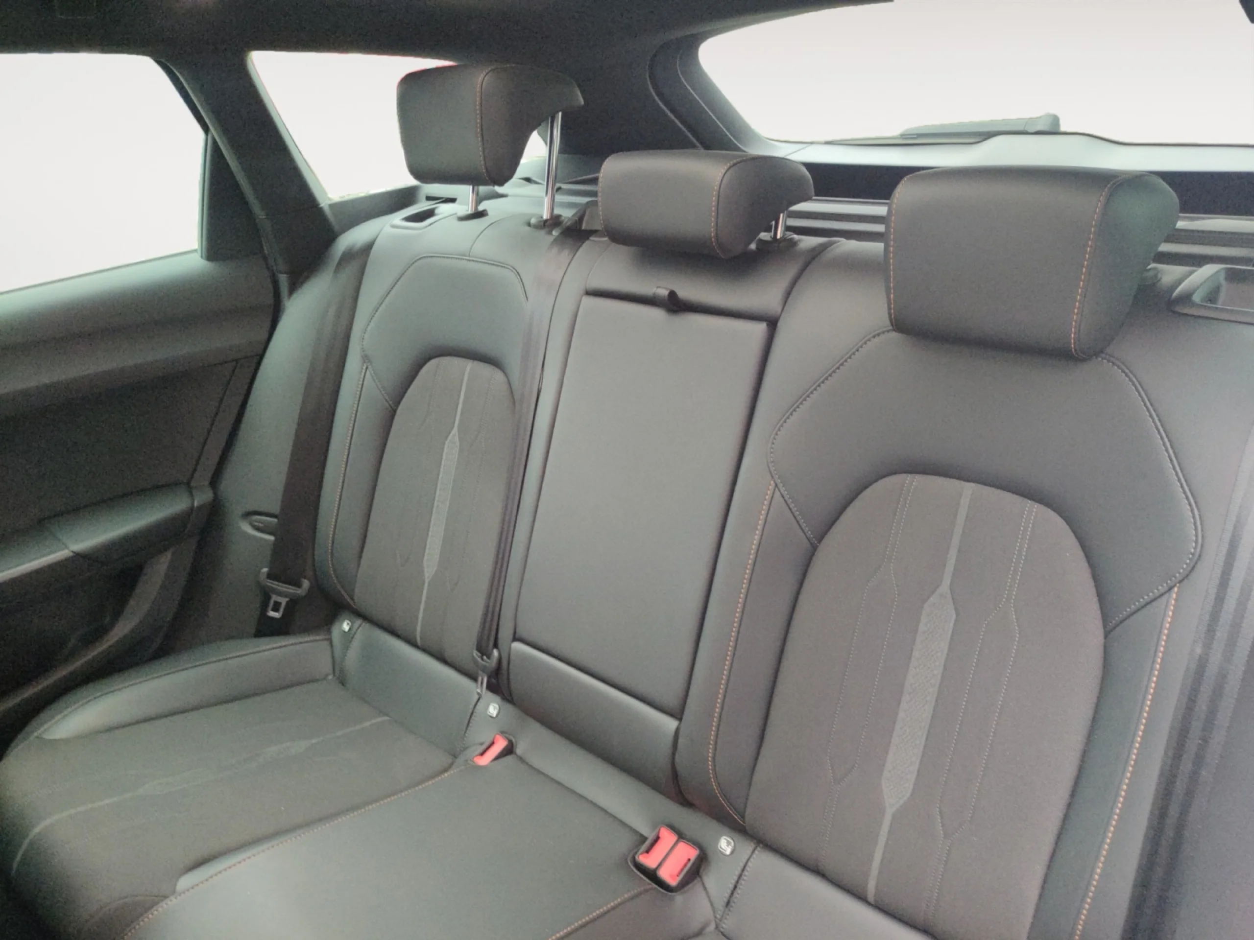 CUPRA LEON SP 2.0 TSI 221KW (300 CV) DSG - Foto 6