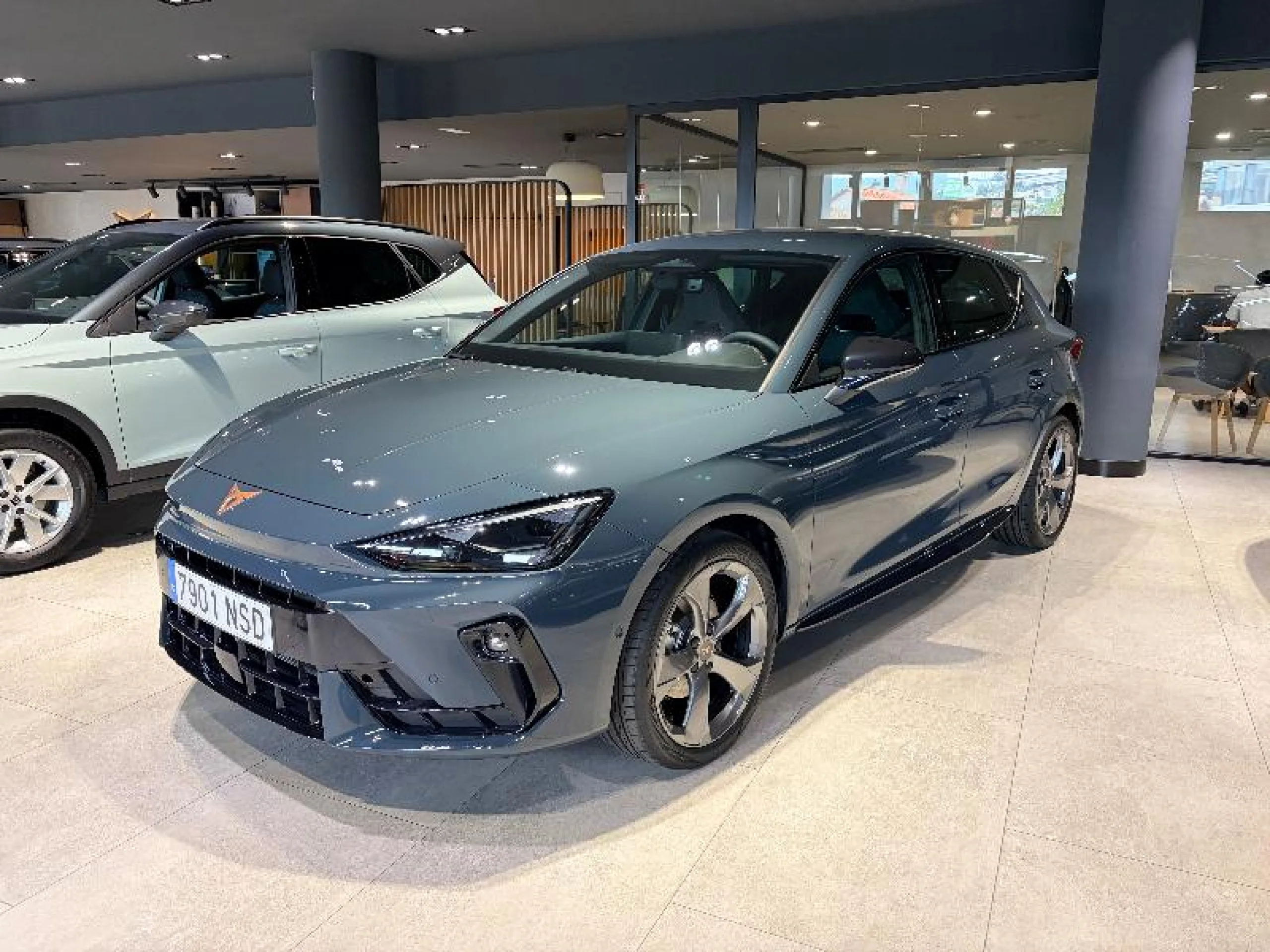 CUPRA LEON 1.5 ETSI 110KW (150CV) DSG BEYOND MY26.6 - Foto 1