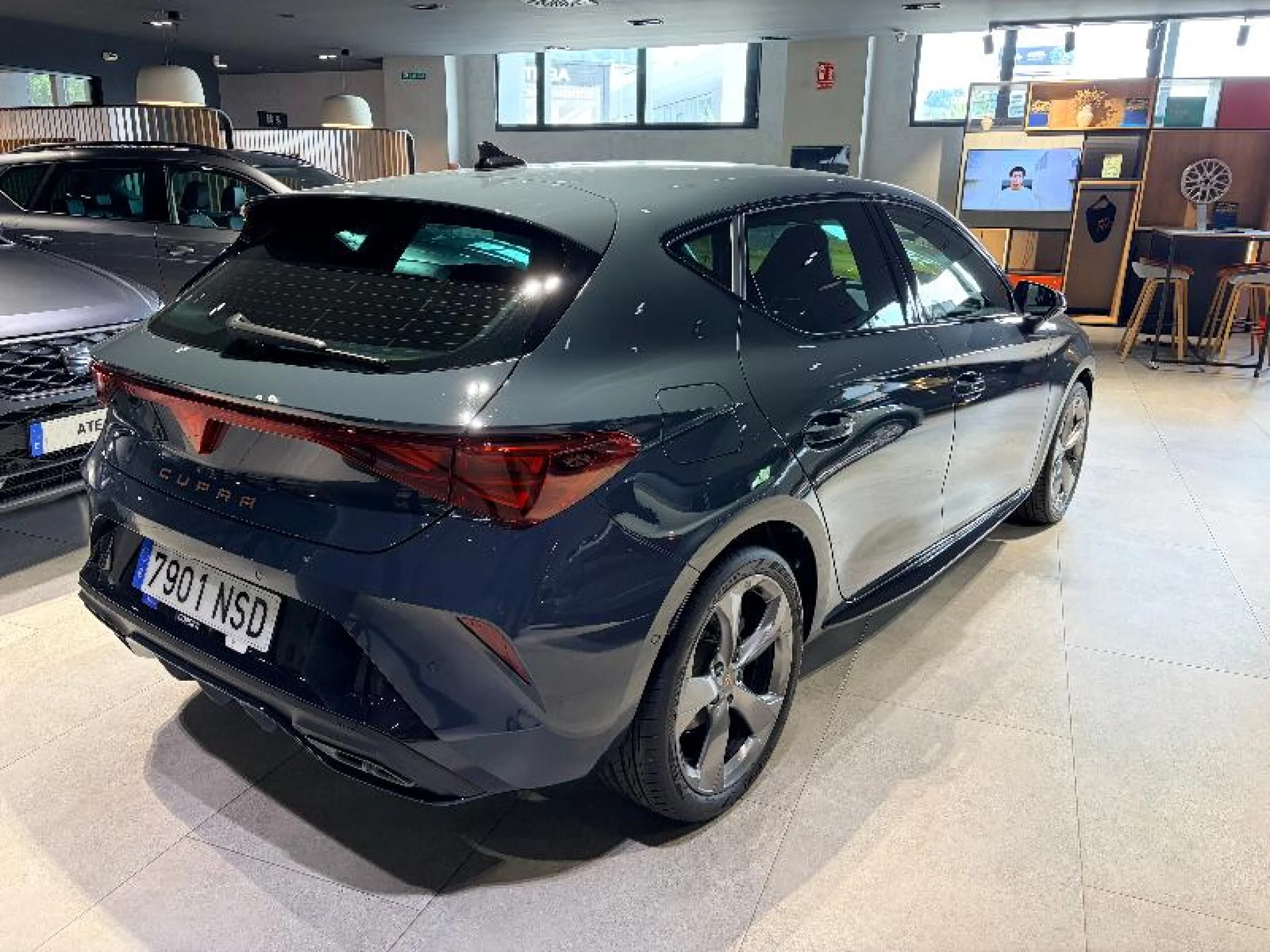CUPRA LEON 1.5 ETSI 110KW (150CV) DSG BEYOND MY26.6 - Foto 3