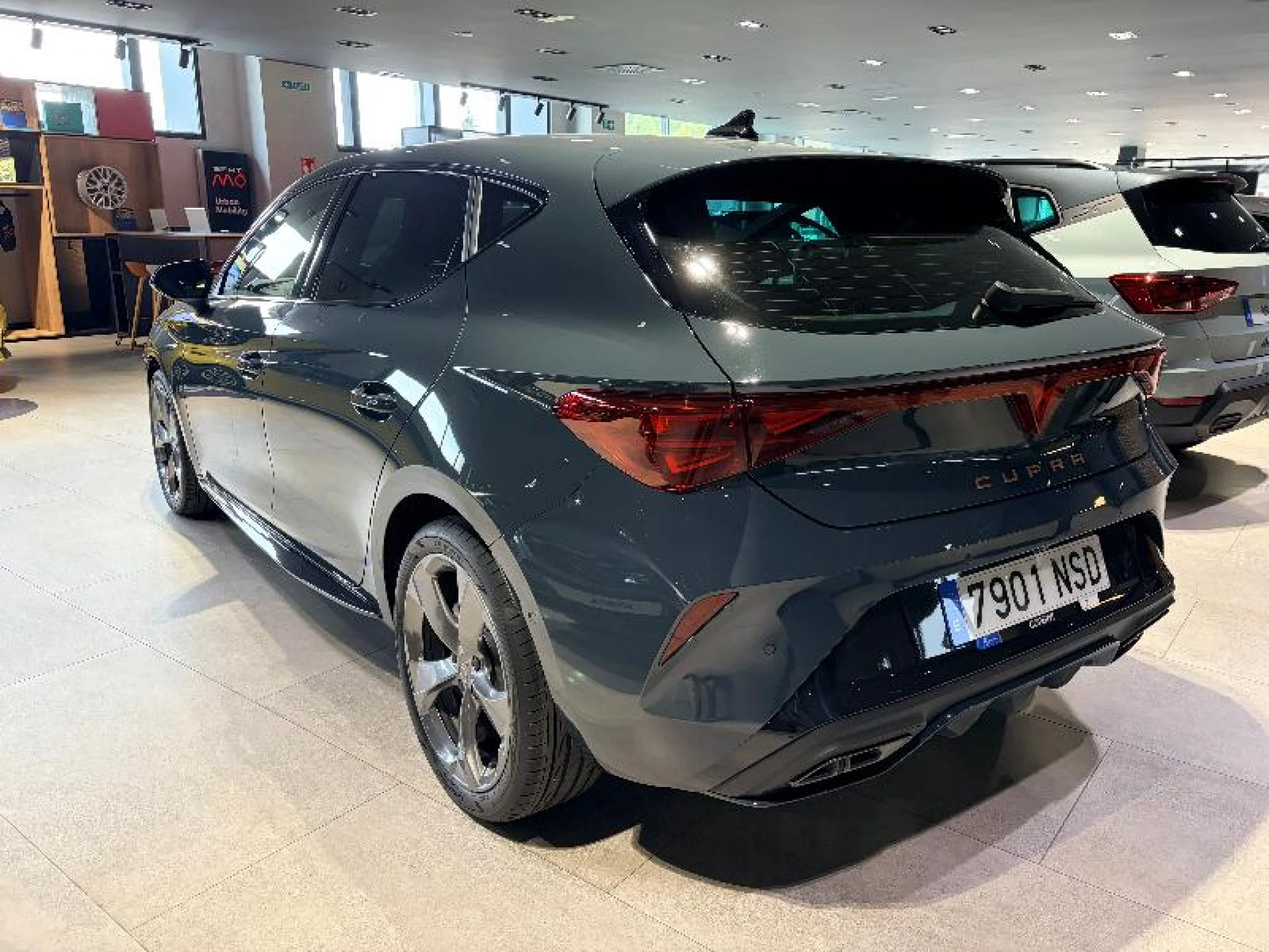 CUPRA LEON 1.5 ETSI 110KW (150CV) DSG BEYOND MY26.6 - Foto 4