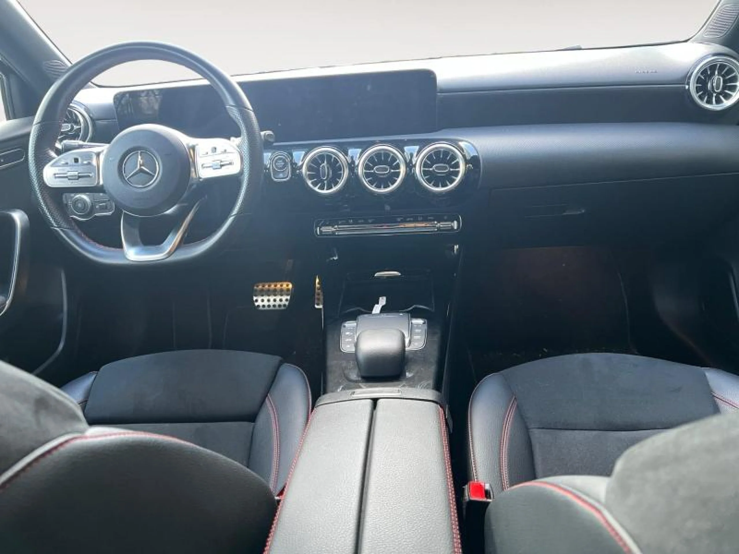 MERCEDES-BENZ CLASE A A 180 D - Foto 8