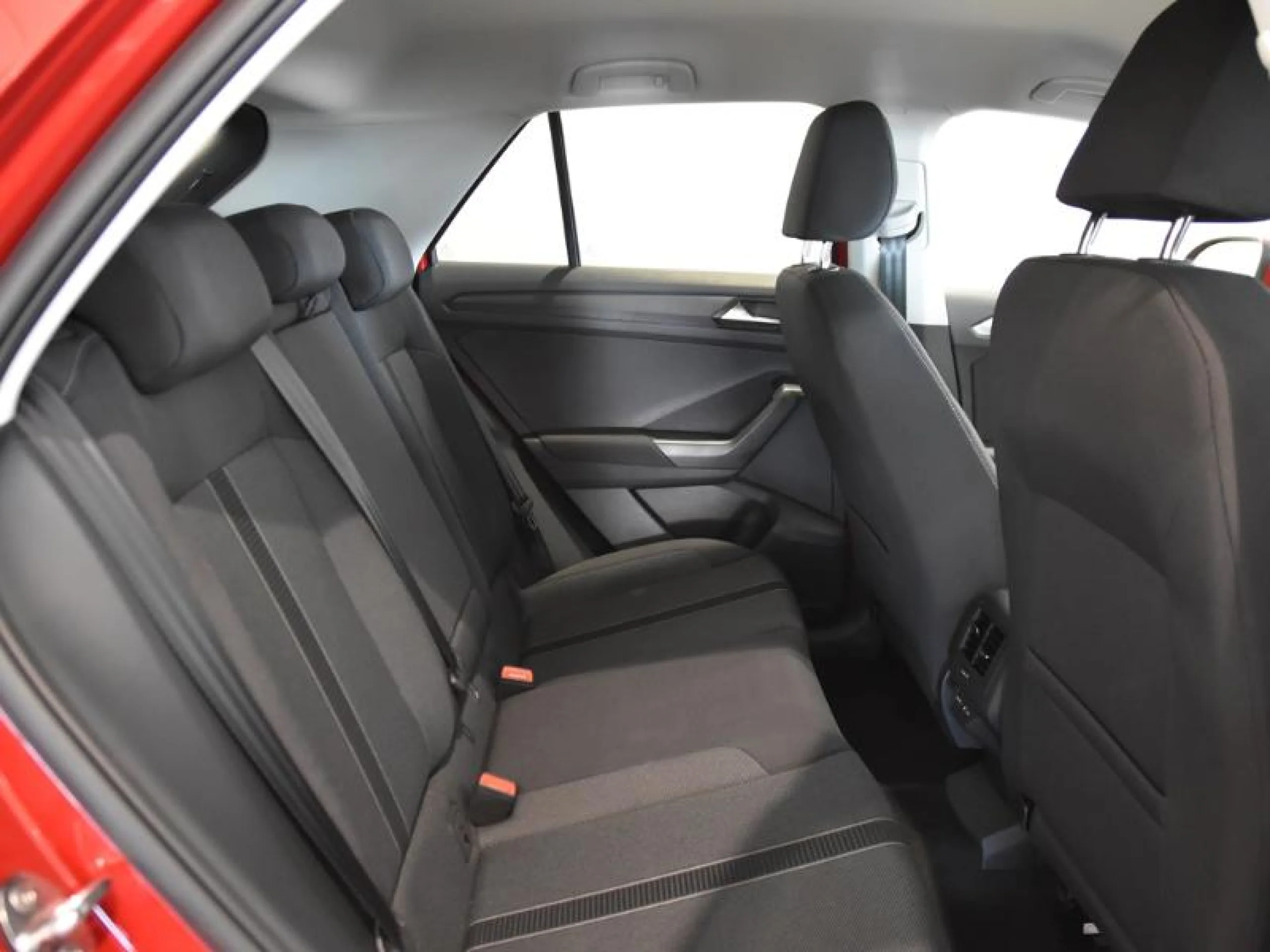 VOLKSWAGEN T ROC T ROC MÁS 1.0 TSI 85 KW (116 CV)  6 VEL. - Foto 6