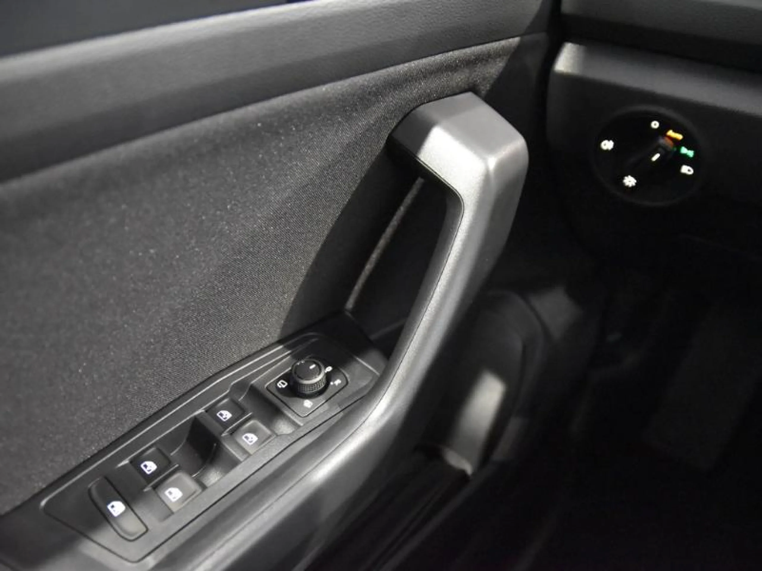 VOLKSWAGEN T ROC T ROC MÁS 1.0 TSI 85 KW (116 CV)  6 VEL. - Foto 15