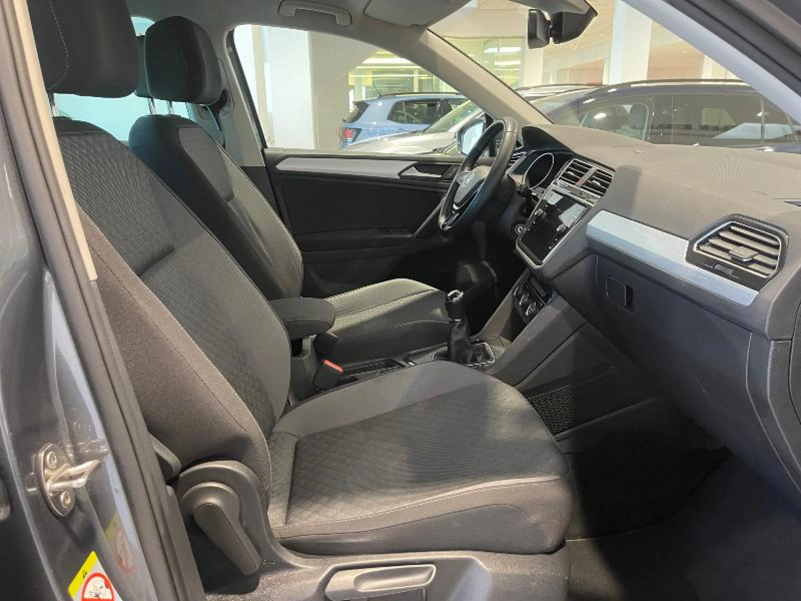 VOLKSWAGEN TIGUAN ADVANCE 1.5 TSI 110KW (150CV) - Foto 5