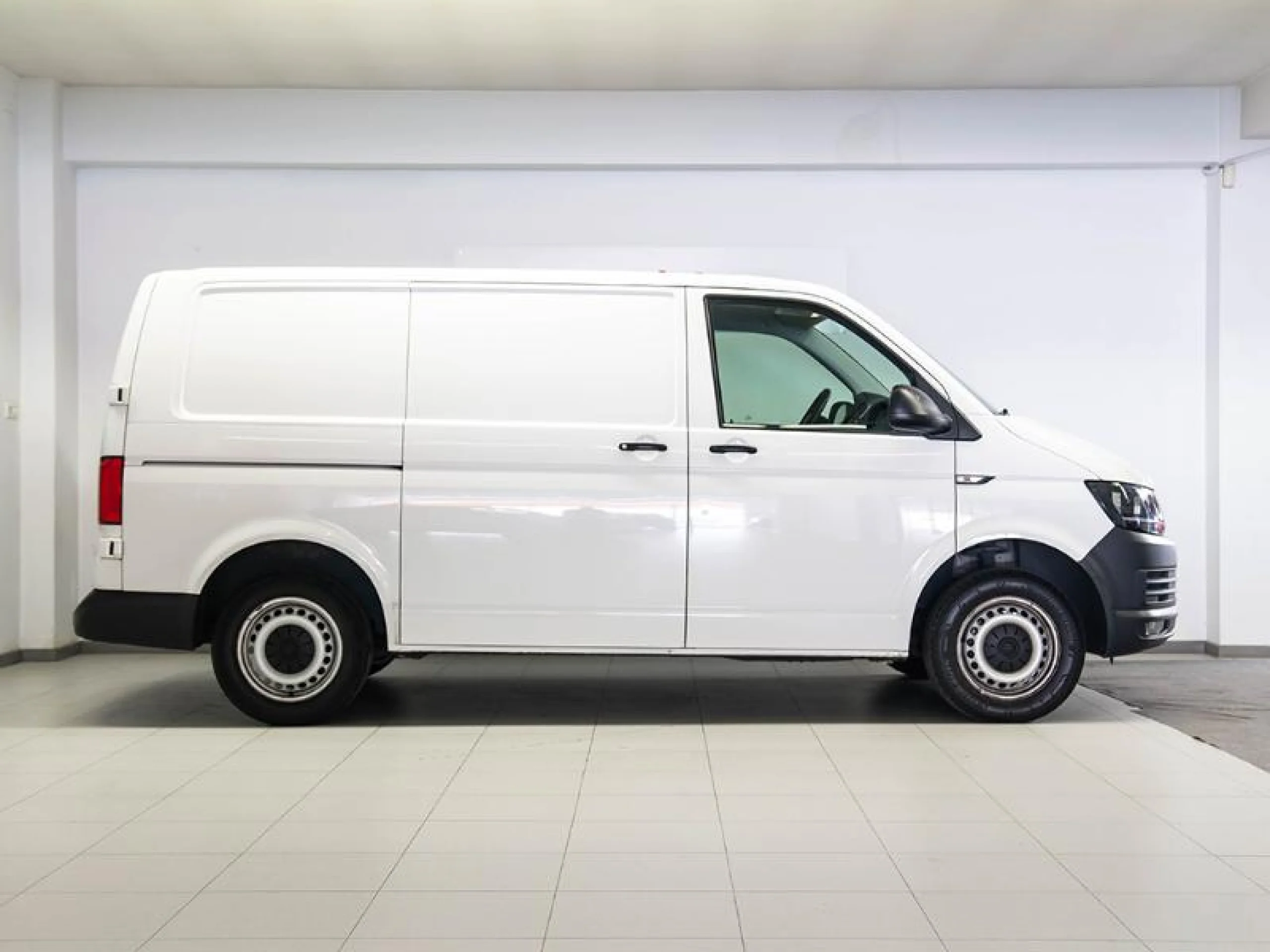 VOLKSWAGEN TRANSPORTER FURGON BATALLA CORTA 2.0 TDI EU6 DCR BMT 75KW(102CV) - Foto 3