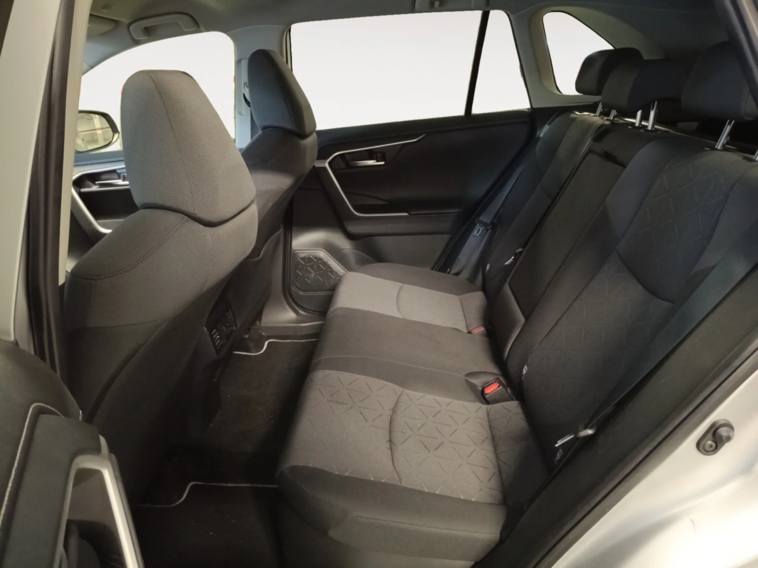 TOYOTA Rav4 220H E CVT 4X2 ADVANCE - Foto 6