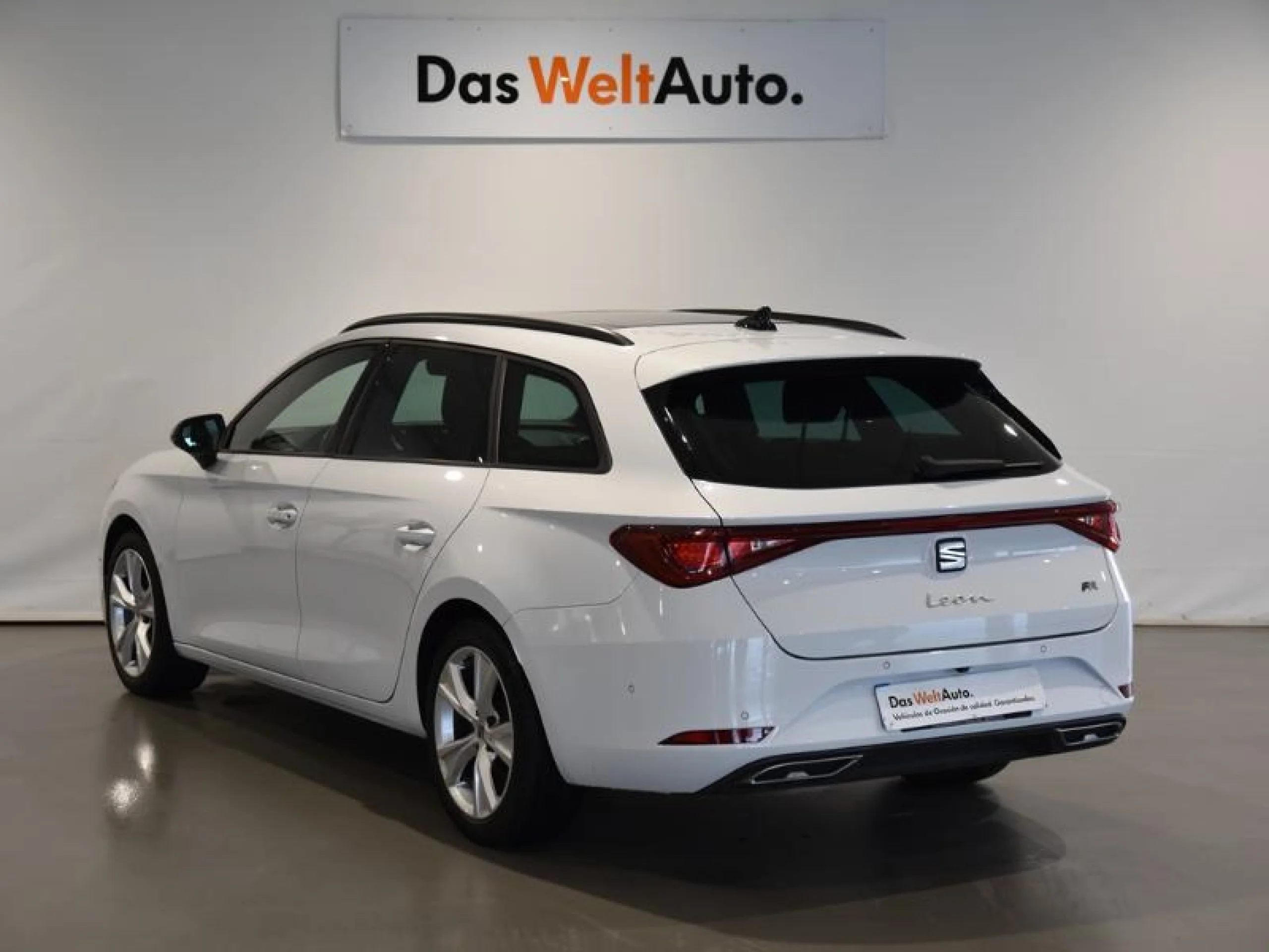 SEAT LEON ST 1.5 ECOTSI 110KW (150CV) S&S FR - Foto 2