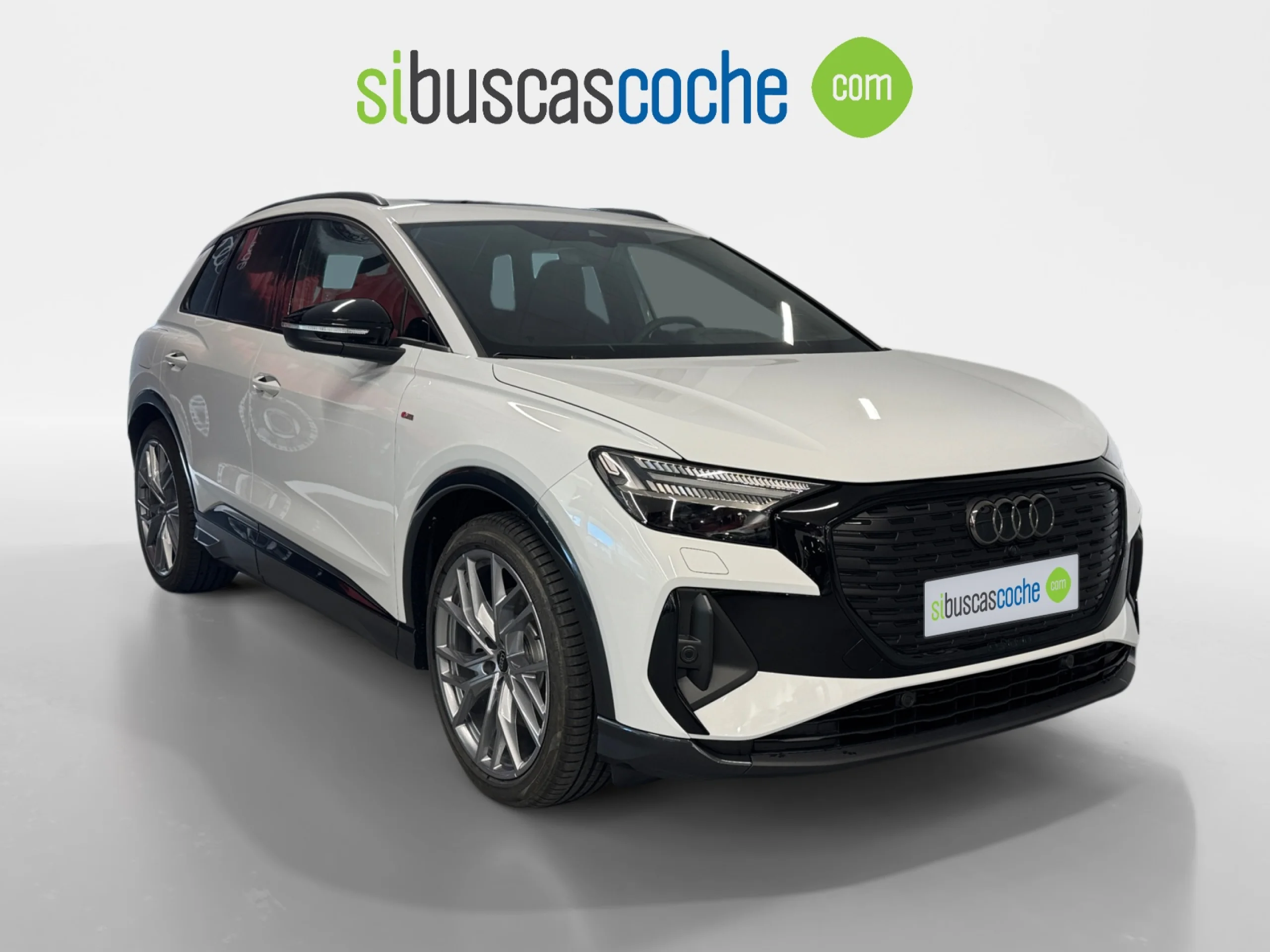 AUDI Q4 E TRON BLACK LINE 55 E TRON QUATTRO 250KW 82KWH - Foto 1